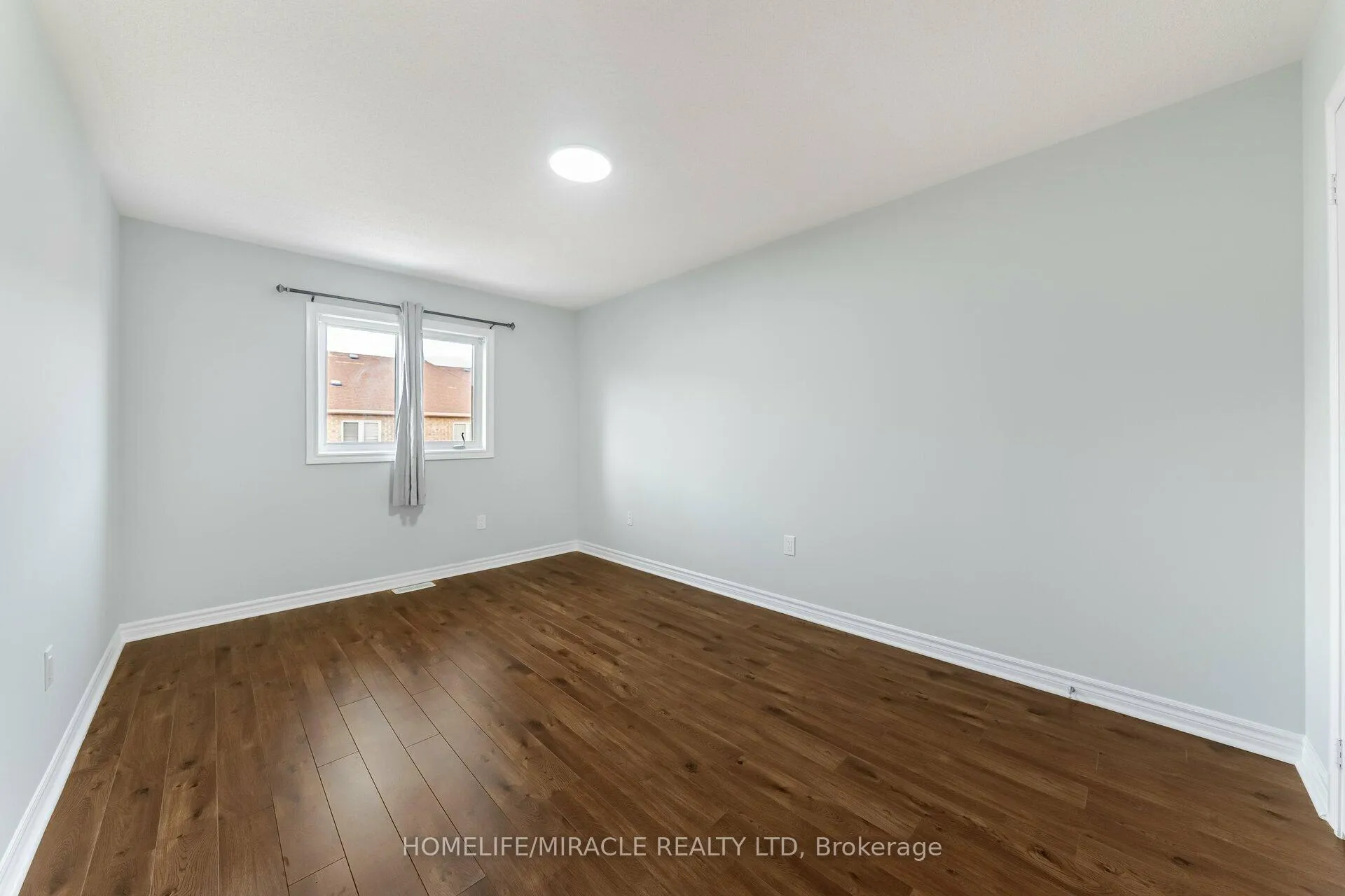 Photo 27 of 13 Nutwood Way, Brampton, Sandringham-Wellington — HOMEH