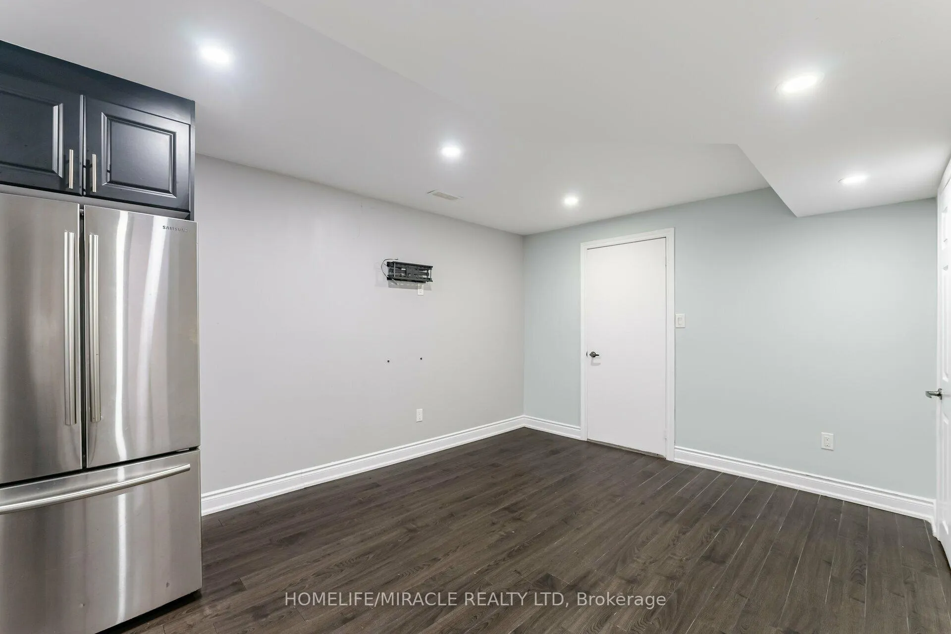 Photo 36 of 13 Nutwood Way, Brampton, Sandringham-Wellington — HOMEH