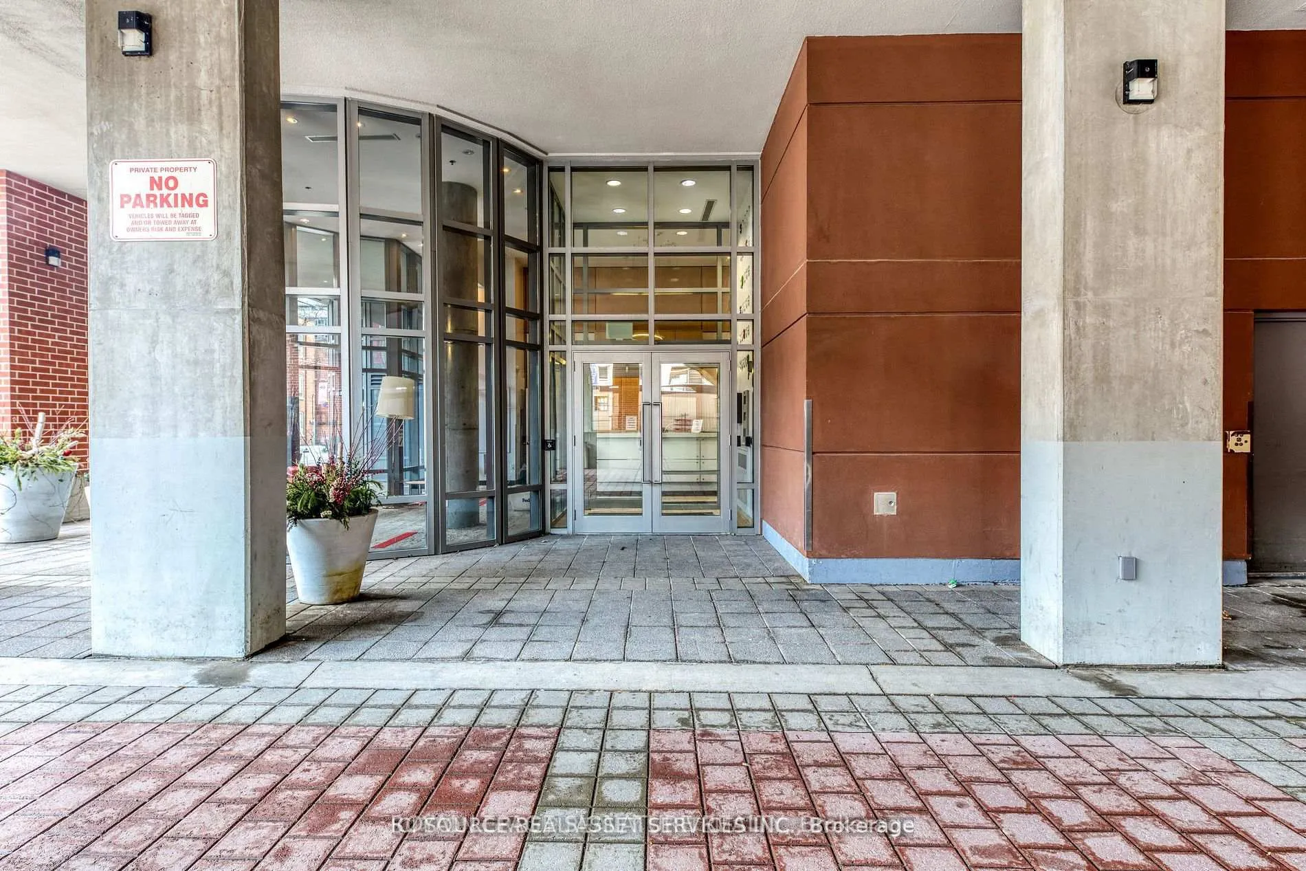 Photo 5 of Unit 1408, 255 Richmond Street E, Toronto, Moss Park — HOMEH