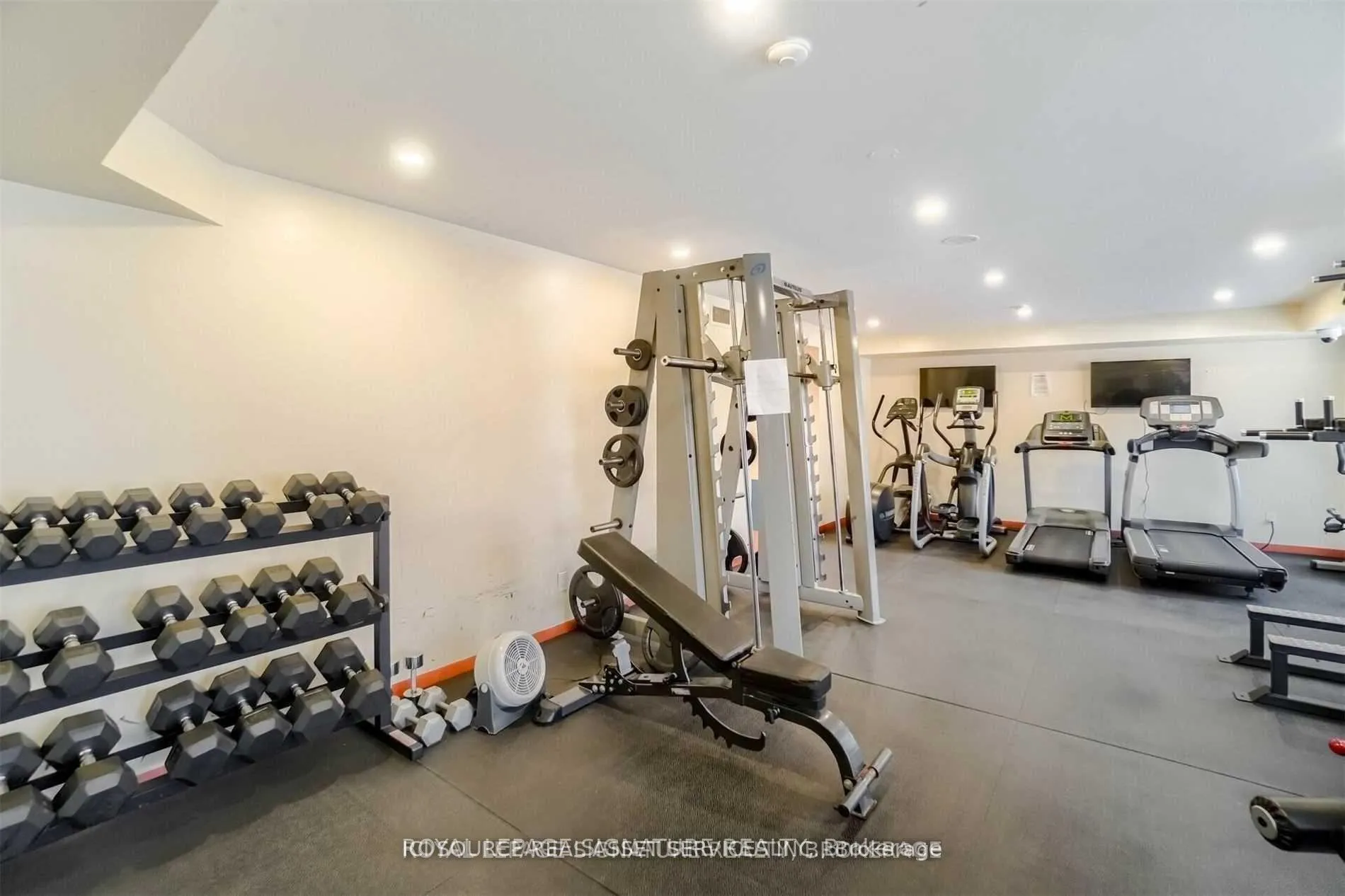 Photo 7 of Unit 1408, 255 Richmond Street E, Toronto, Moss Park — HOMEH