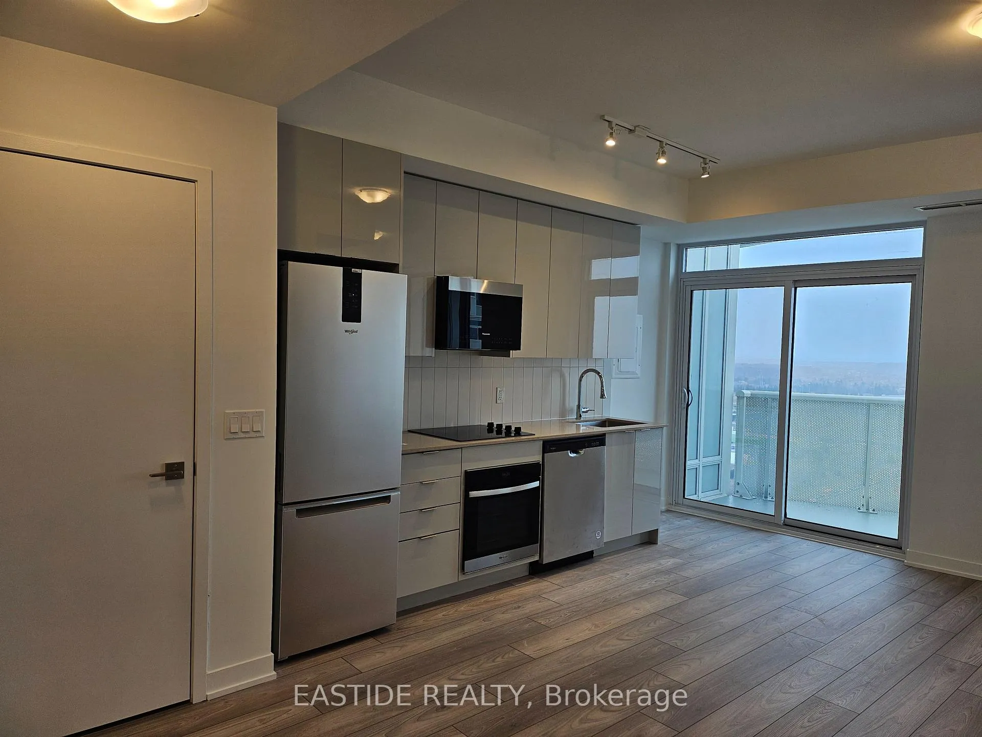 Photo 7 of Unit 2508, 498 Caldari Road, Vaughan, Concord — HOMEH