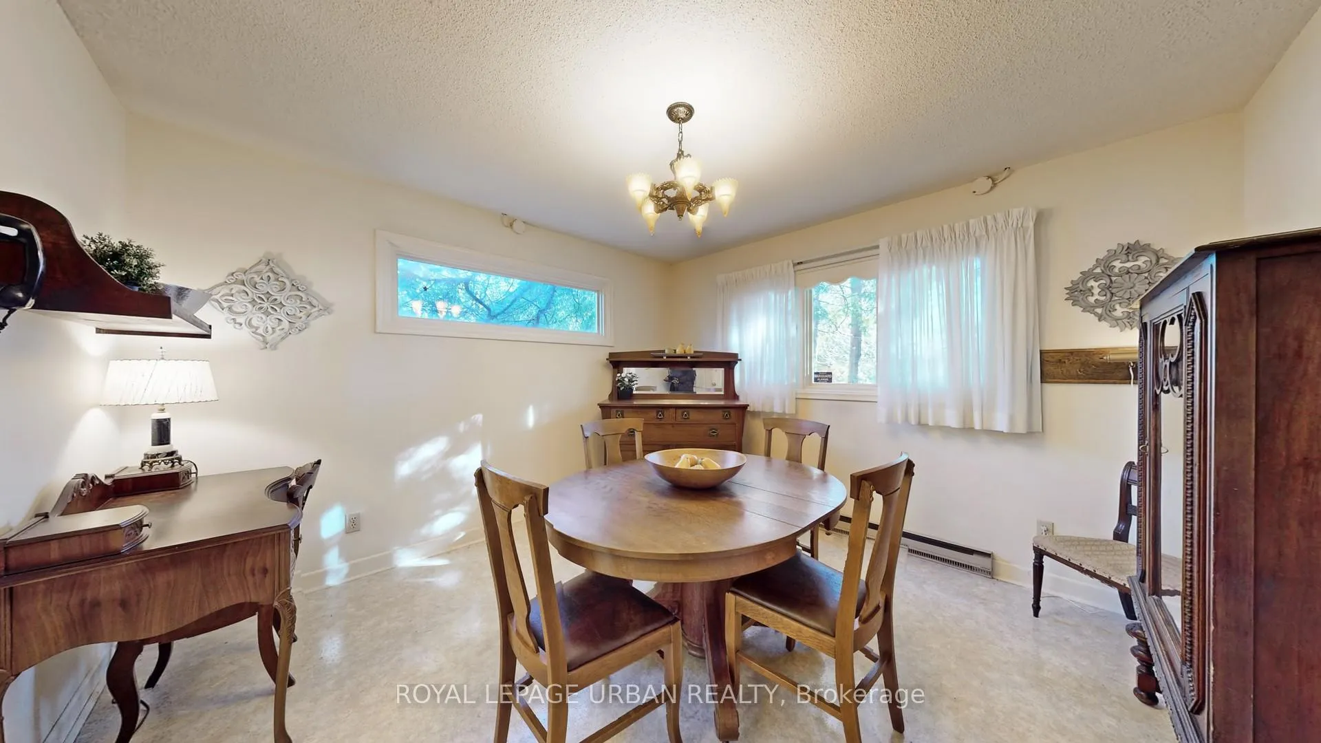 Photo 14 of 498 Rougemount Drive, Pickering, Rosebank — HOMEH