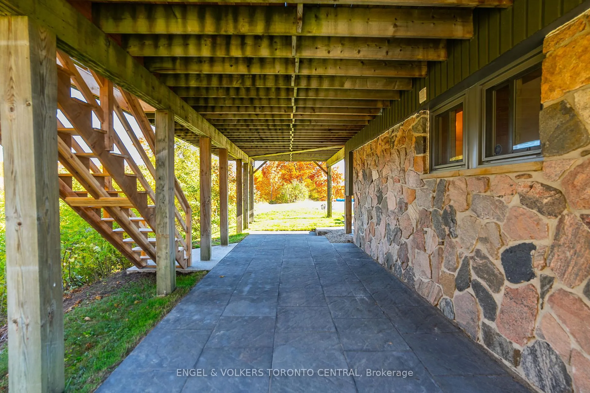 Photo 26 of 795481 3rd Line EHS, Mono, Rural Mono — HOMEH