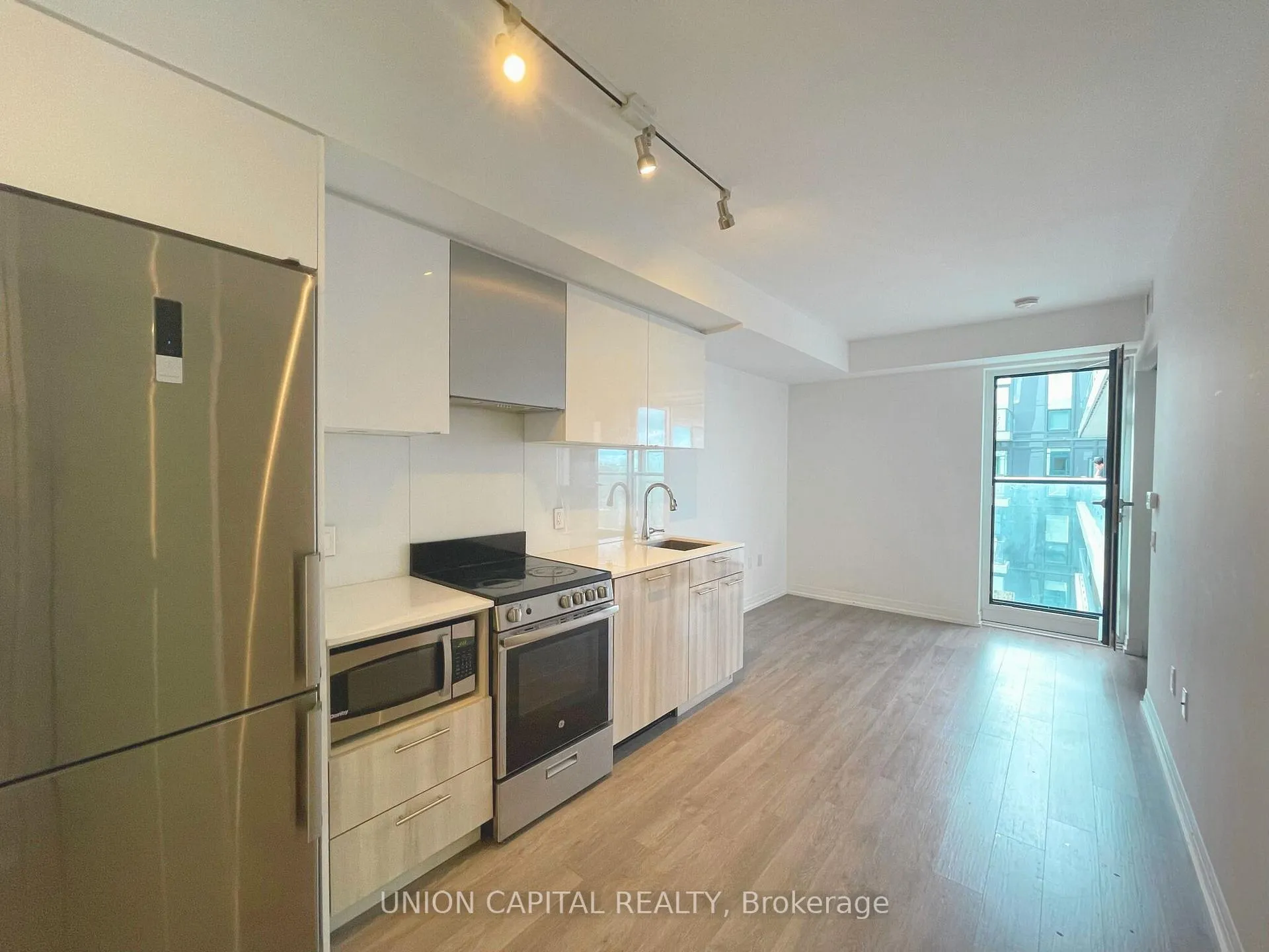 Photo 1 of Unit 1830, 251 Jarvis Street, Toronto, Church-Yonge Corridor — HOMEH