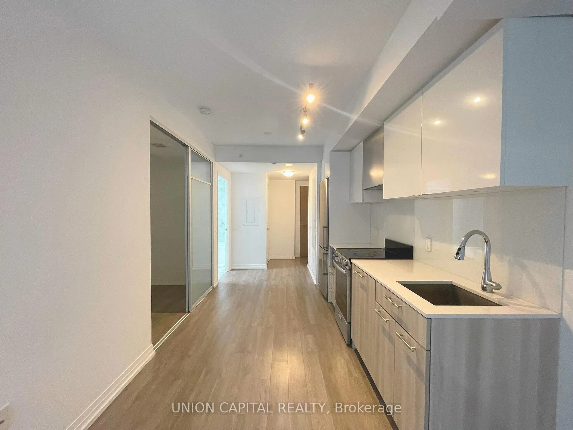 Photo 7 of Unit 1830, 251 Jarvis Street, Toronto, Church-Yonge Corridor — HOMEH