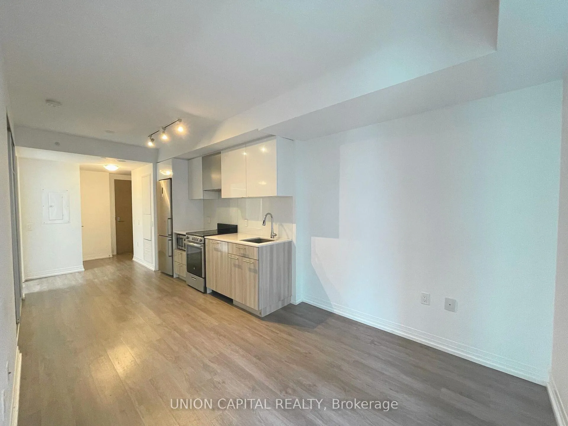 Photo 10 of Unit 1830, 251 Jarvis Street, Toronto, Church-Yonge Corridor — HOMEH