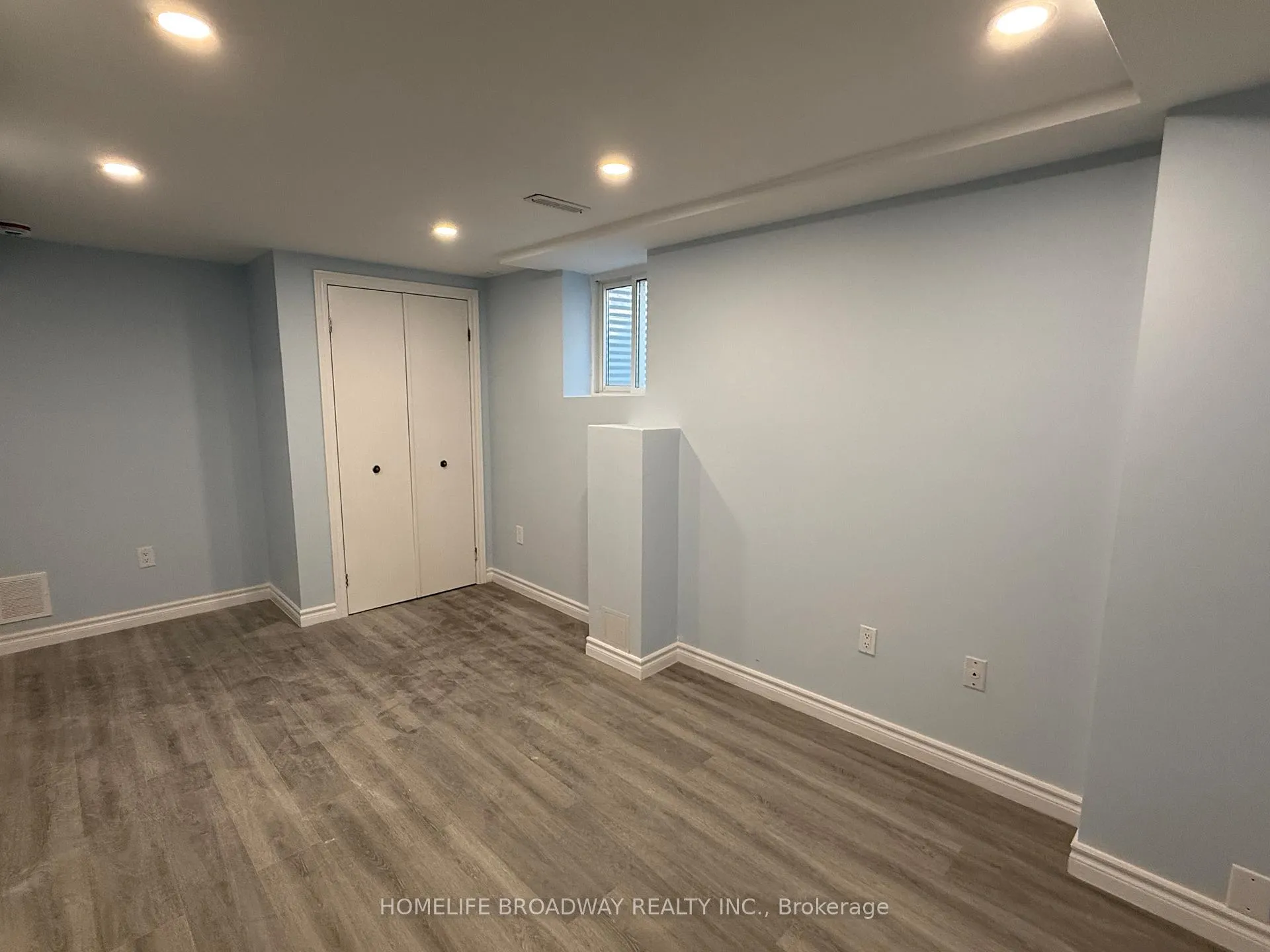 Photo 8 of Unit (Lower Level), 489 Barrhill Road, Vaughan, Maple — HOMEH