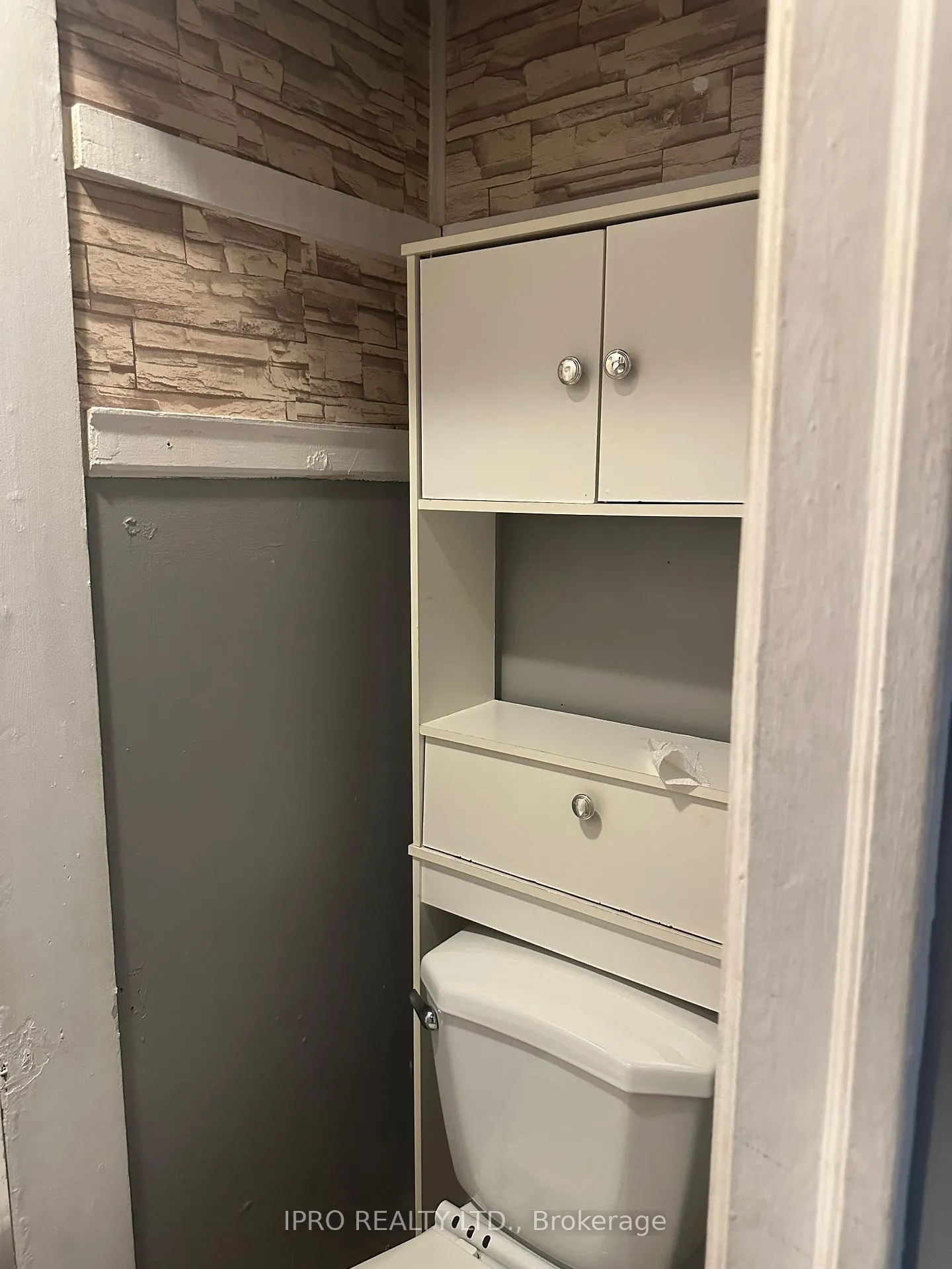 Photo 12 of Unit #2, 481 Howard Street, Oshawa, Central — HOMEH