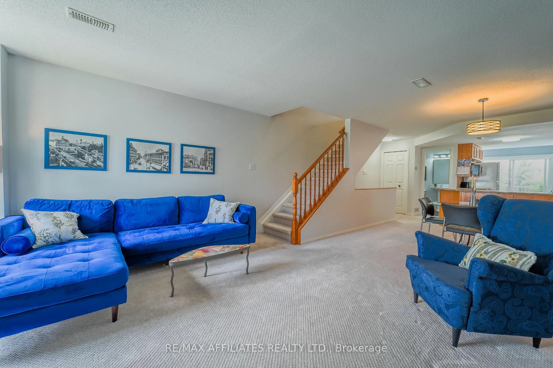 Photo 21 of 318 Crownridge Drive N, Ottawa, Kanata - Emerald Meadows/Trailwest — HOMEH