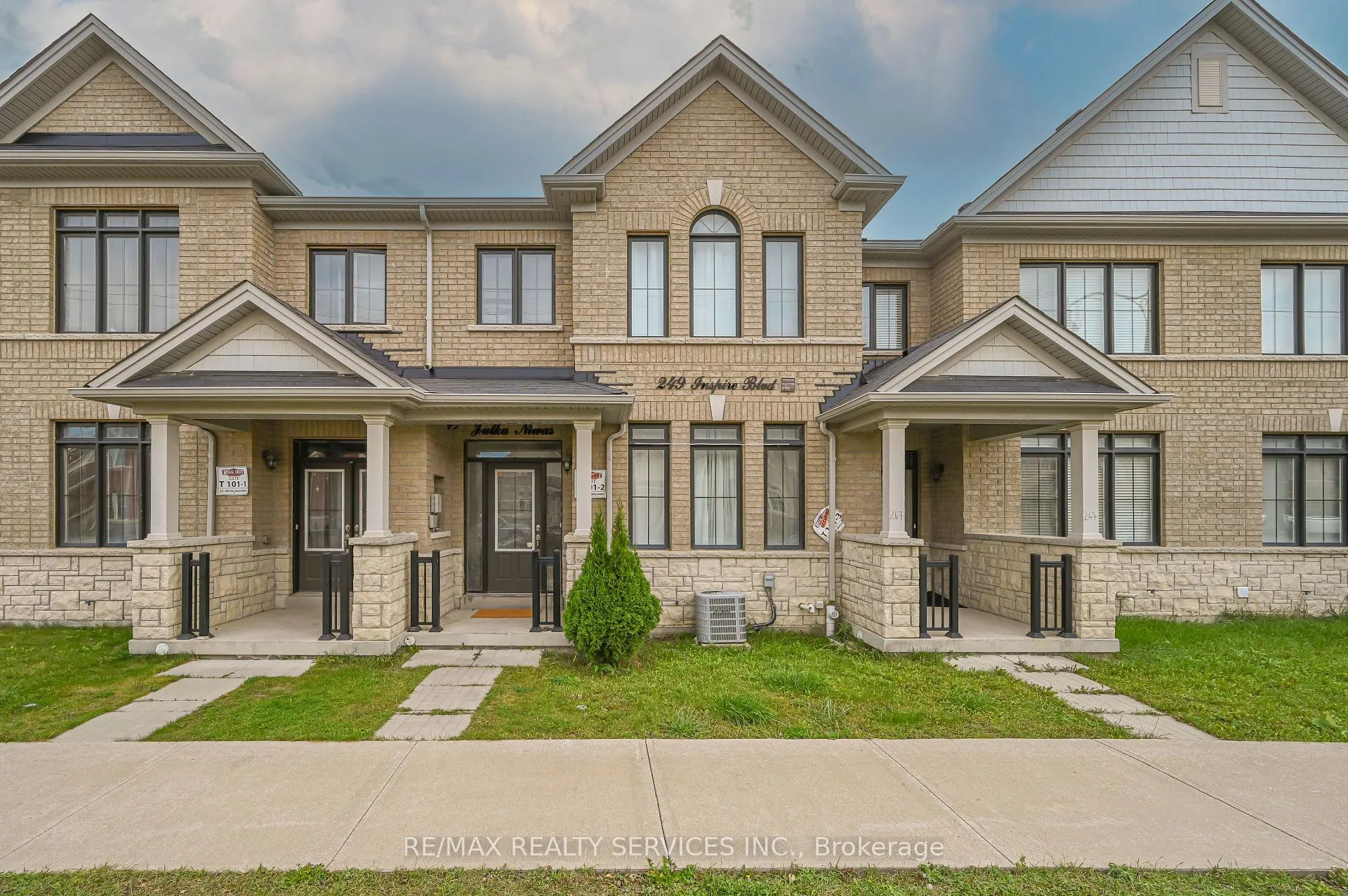 Photo 1 of 249 Inspire Boulevard, Brampton, Sandringham-Wellington North — HOMEH