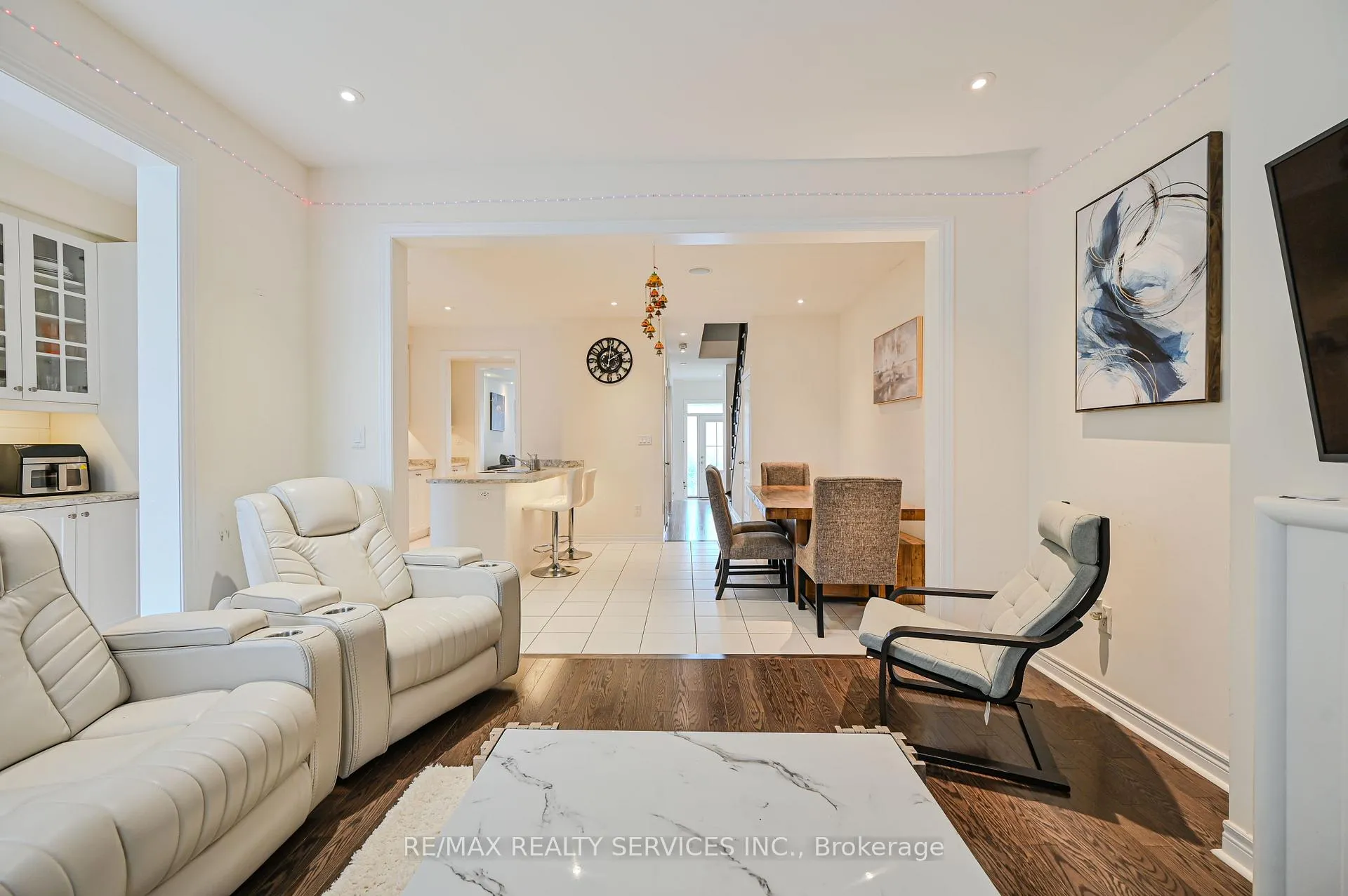 Photo 16 of 249 Inspire Boulevard, Brampton, Sandringham-Wellington North — HOMEH