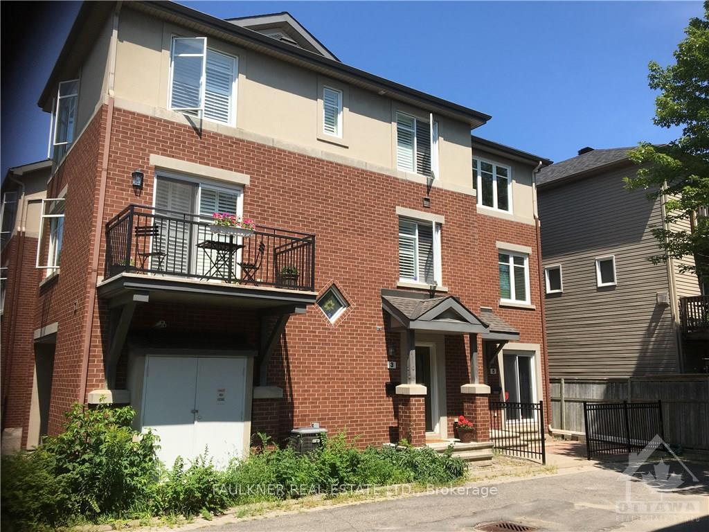 Photo 1 of 3 Carraway, Ottawa, Old Ottawa South — HOMEH