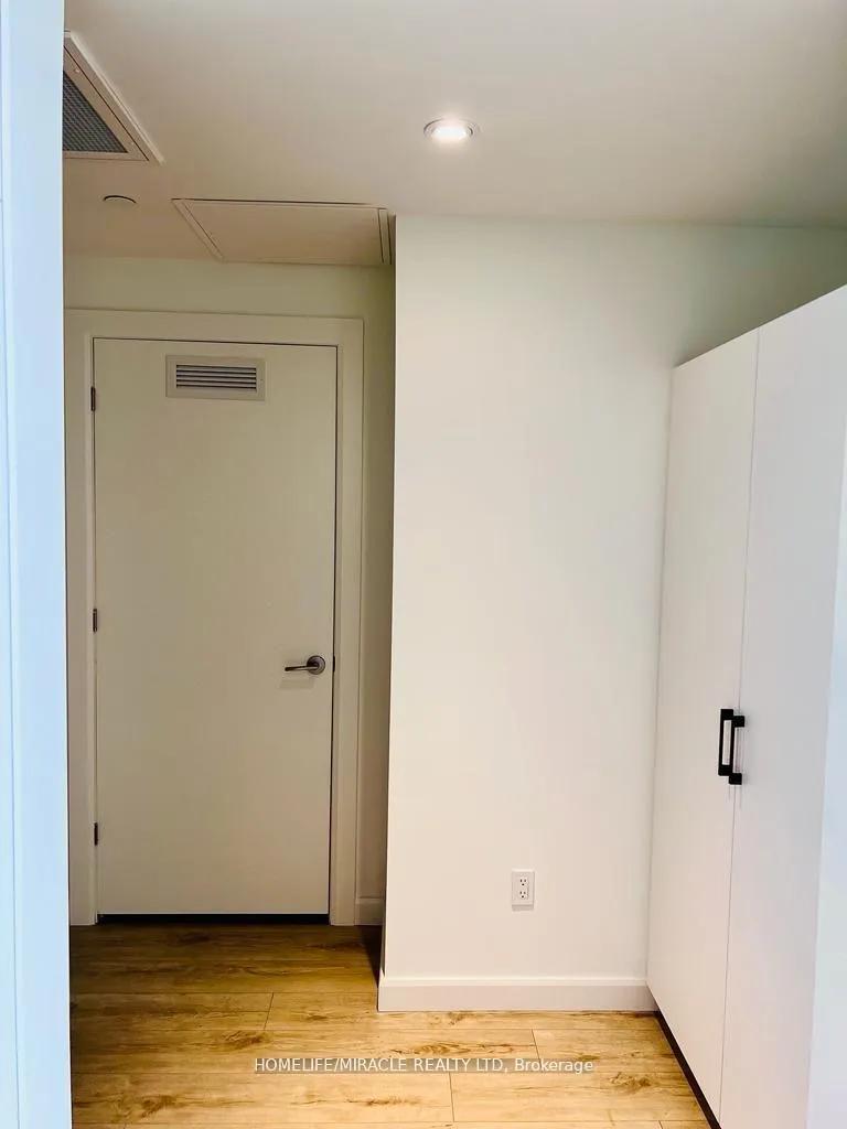 Photo 8 of Unit 1107, 741 King Street W, Kitchener, KW Hospital — HOMEH