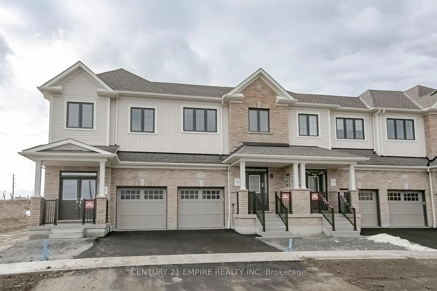 Photo 4 of 1522 Wheatcroft Drive, Oshawa, Kedron — HOMEH
