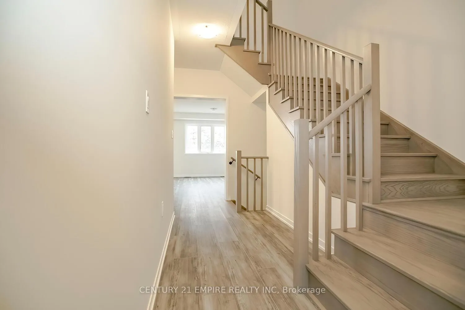Photo 8 of 1522 Wheatcroft Drive, Oshawa, Kedron — HOMEH