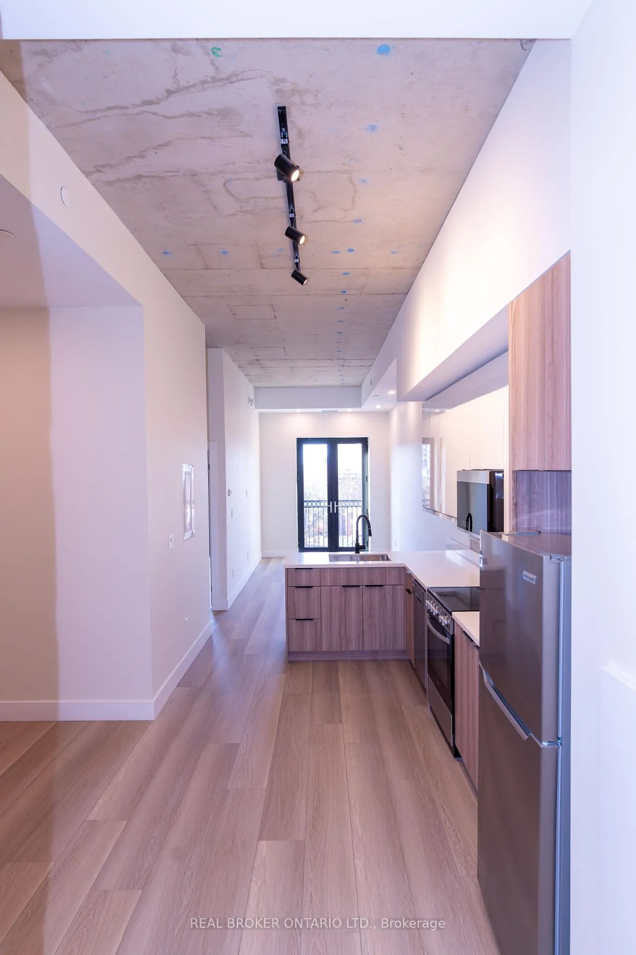 Photo 2 of Unit 202, 169 James Street S, Hamilton, Corktown — HOMEH