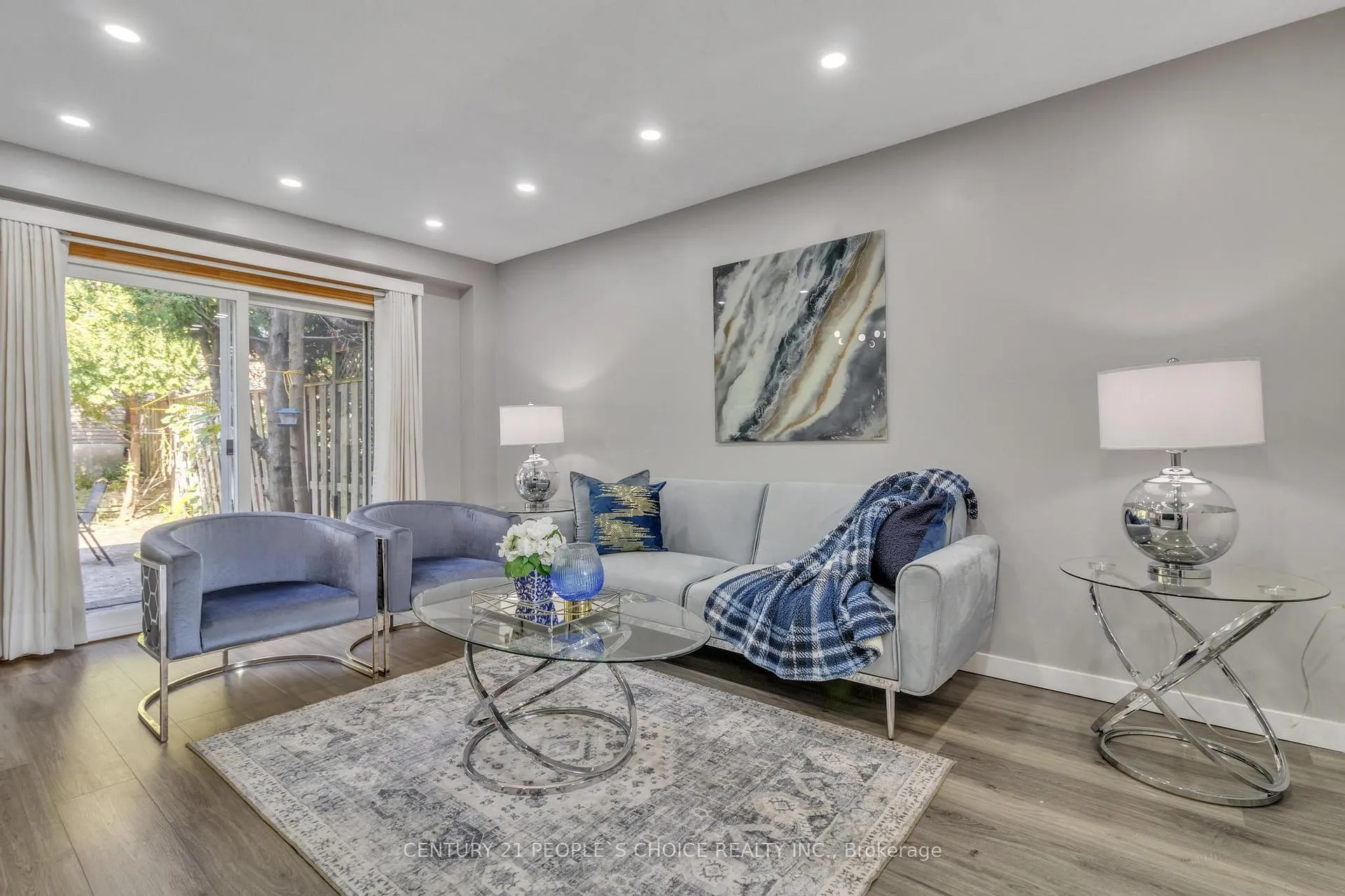 Photo 8 of 6 Congress Crescent, Hamilton, Red Hill — HOMEH