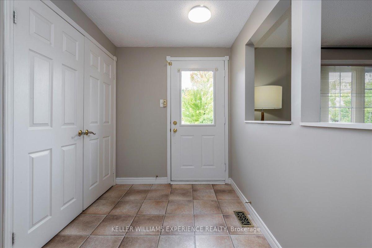 Photo 3 of 57 Gloria Street, Barrie, Sunnidale — HOMEH