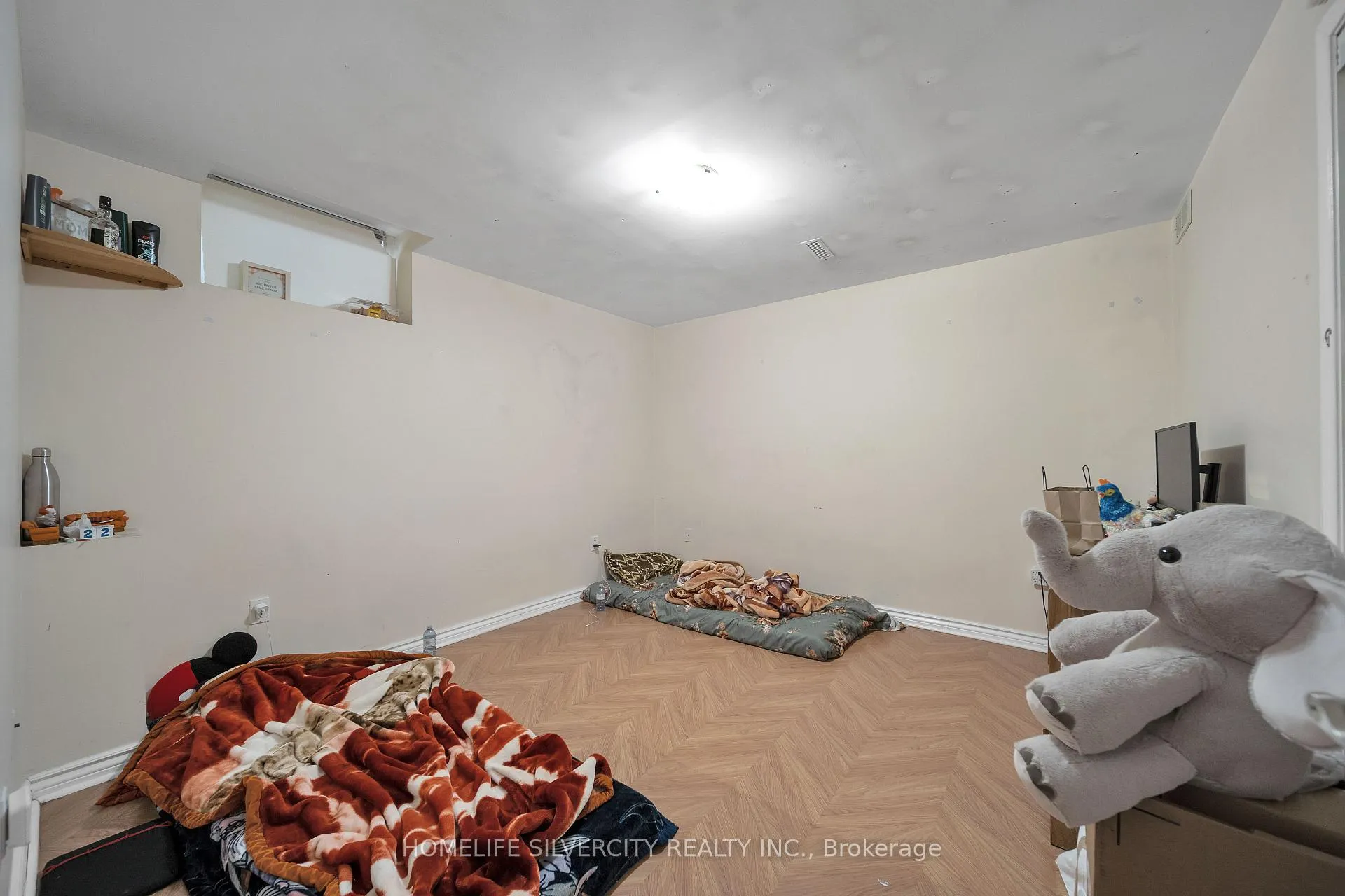 Photo 37 of 13 Rattlesnake Road W, Brampton, Sandringham-Wellington — HOMEH