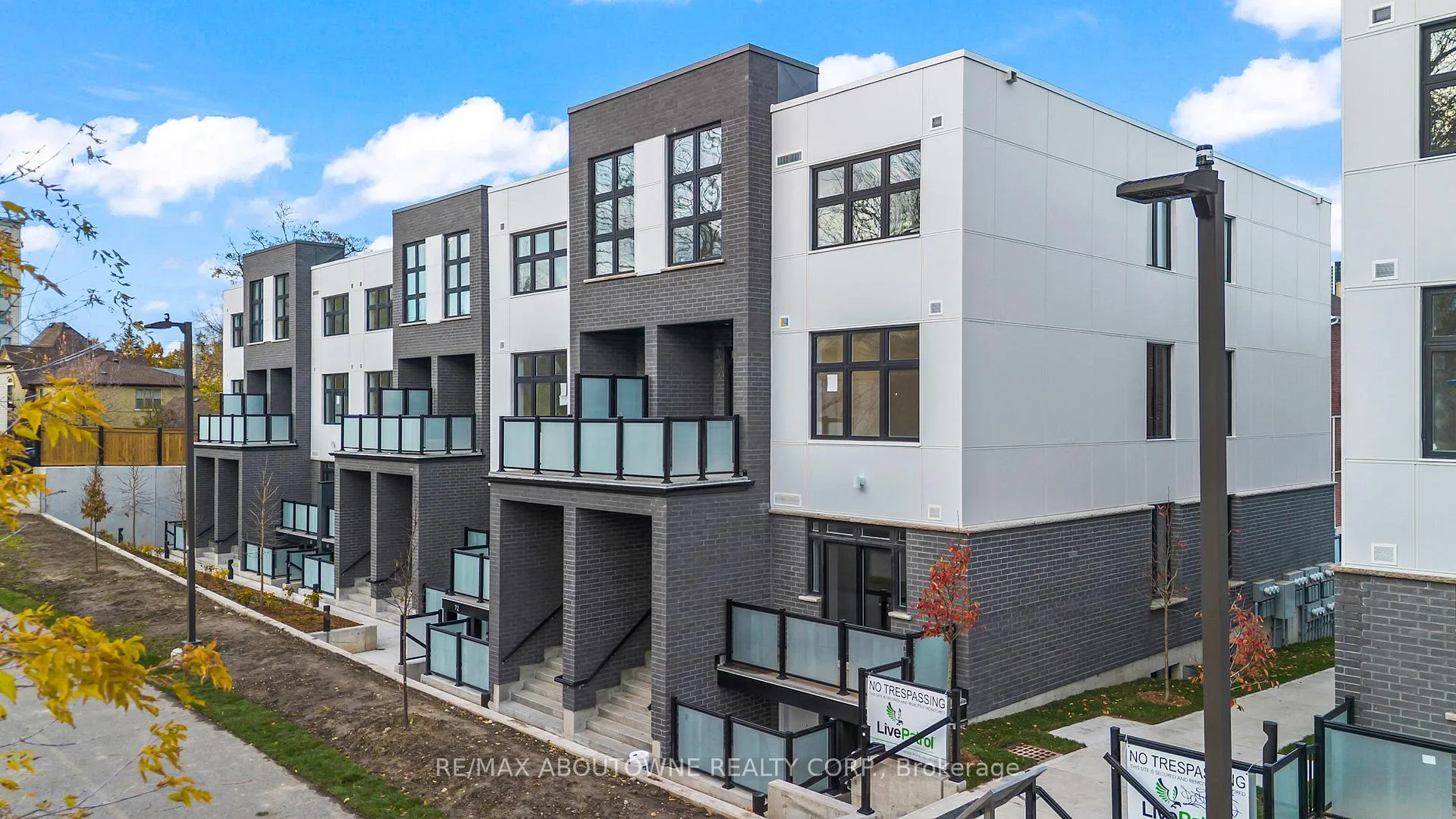 Photo 1 of Unit 73, 31 Mill Street, Kitchener — HOMEH