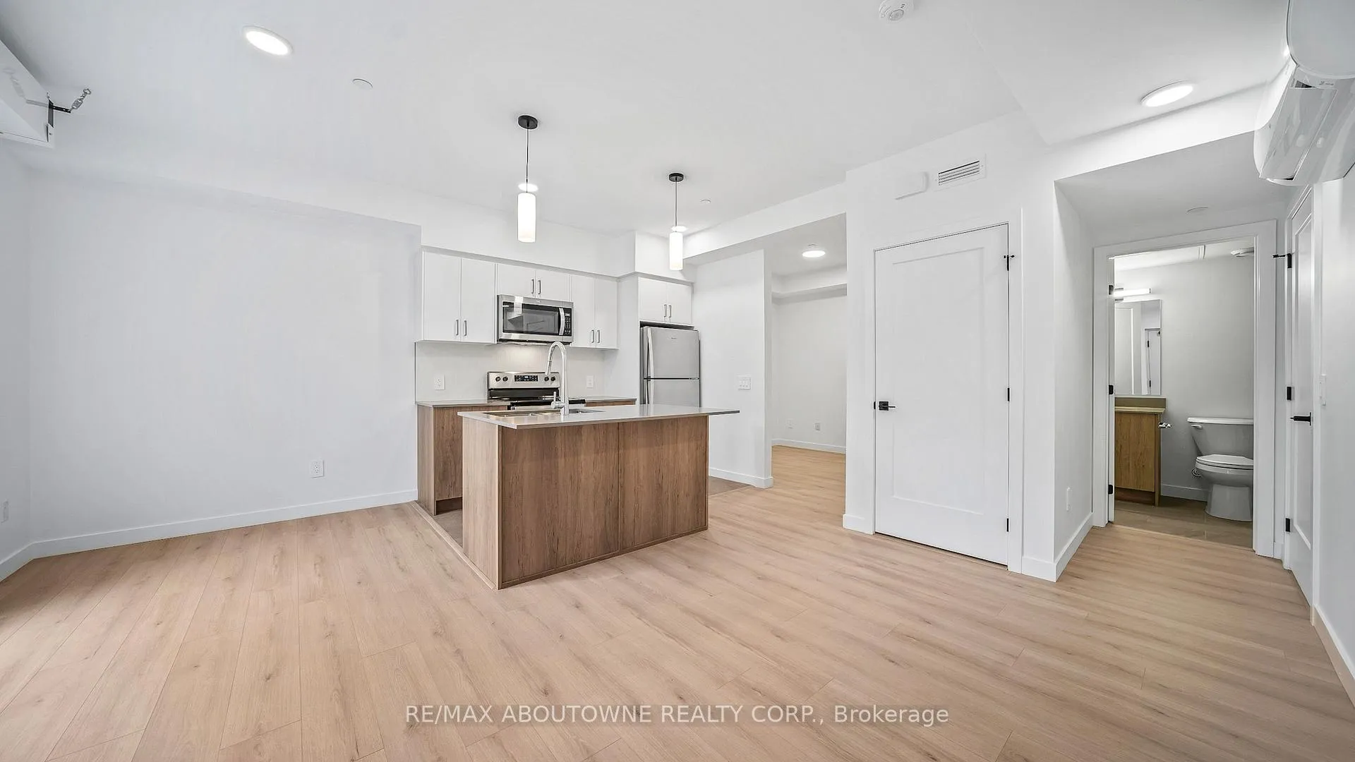 Photo 5 of Unit 73, 31 Mill Street, Kitchener — HOMEH