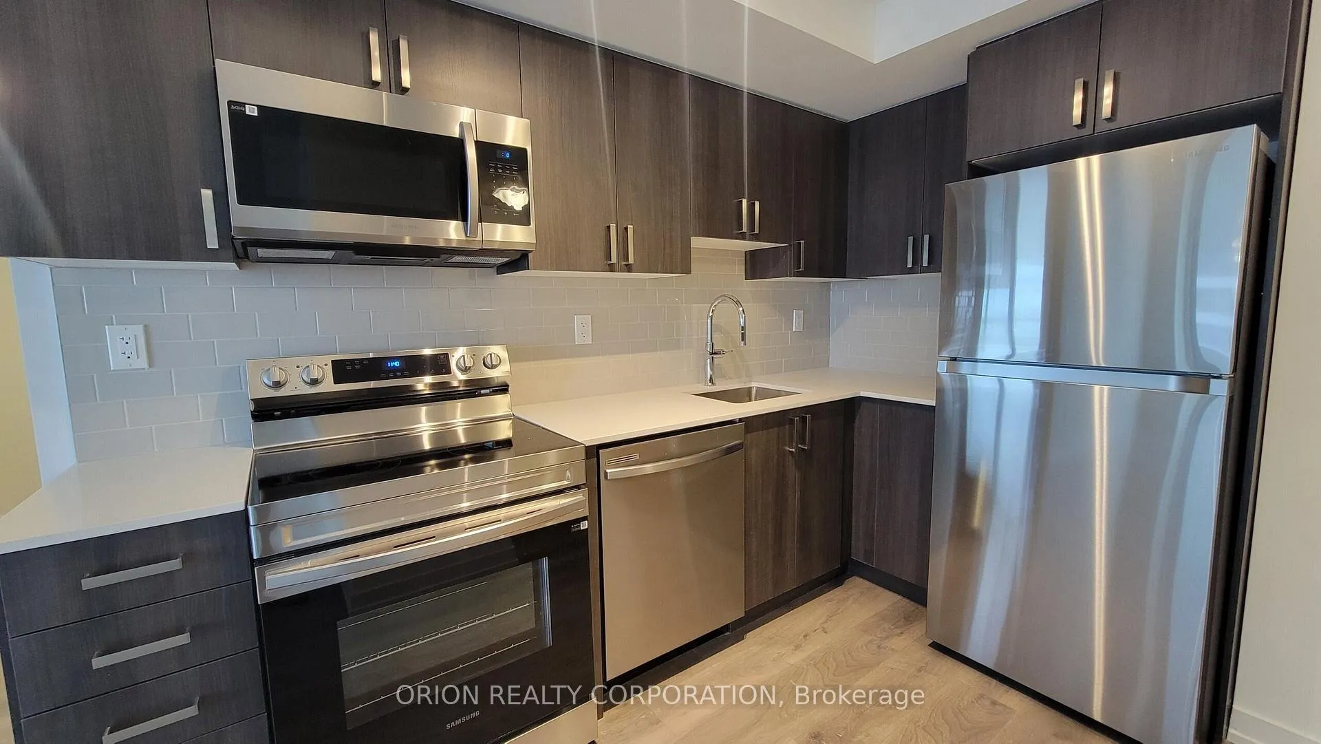 Photo 4 of Unit 2306, 1435 Celebration Drive, Pickering, Bay Ridges — HOMEH