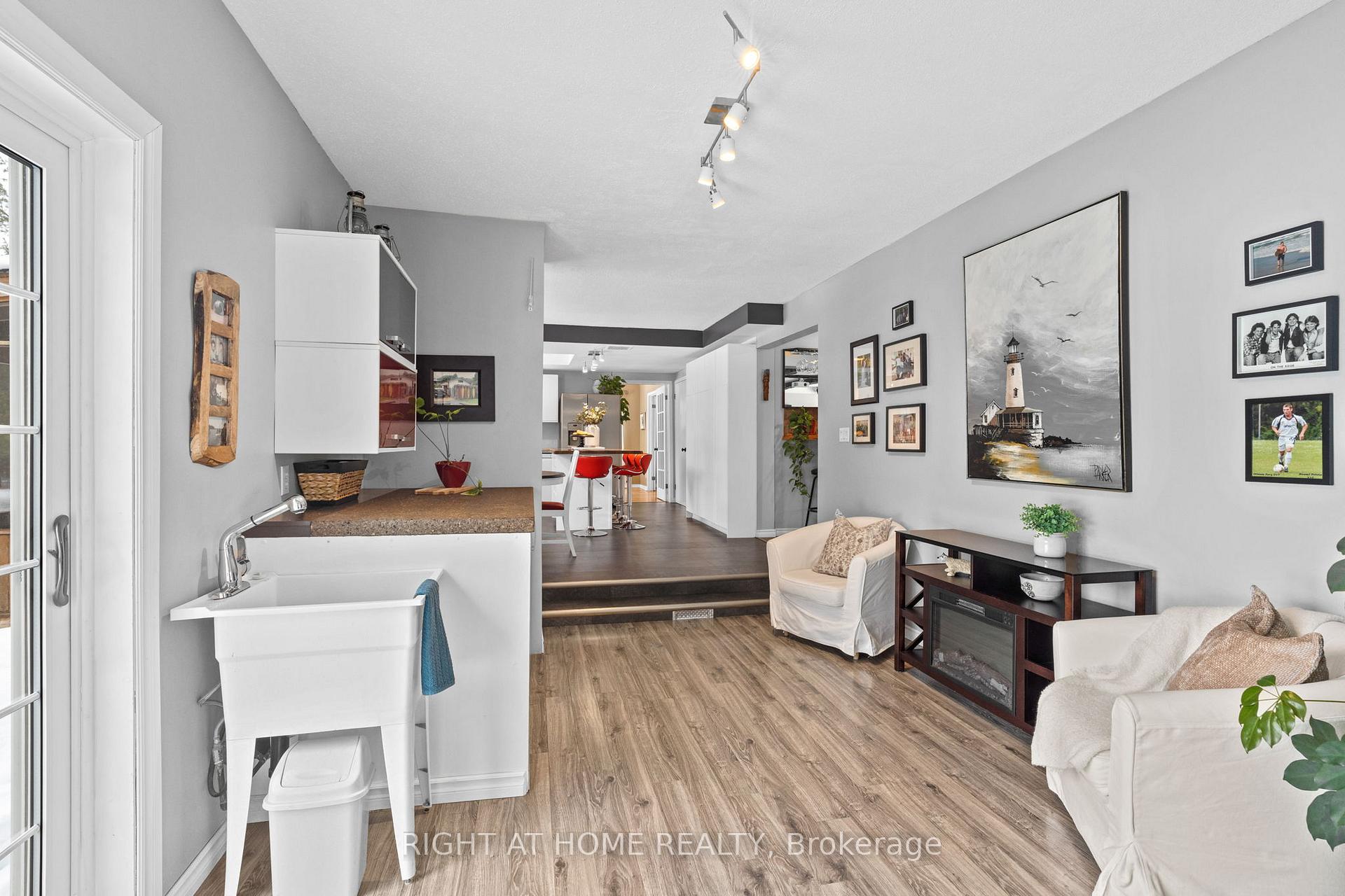 Photo 4 of 3016 Greenland Road, Ottawa, Dunrobin Shores — HOMEH