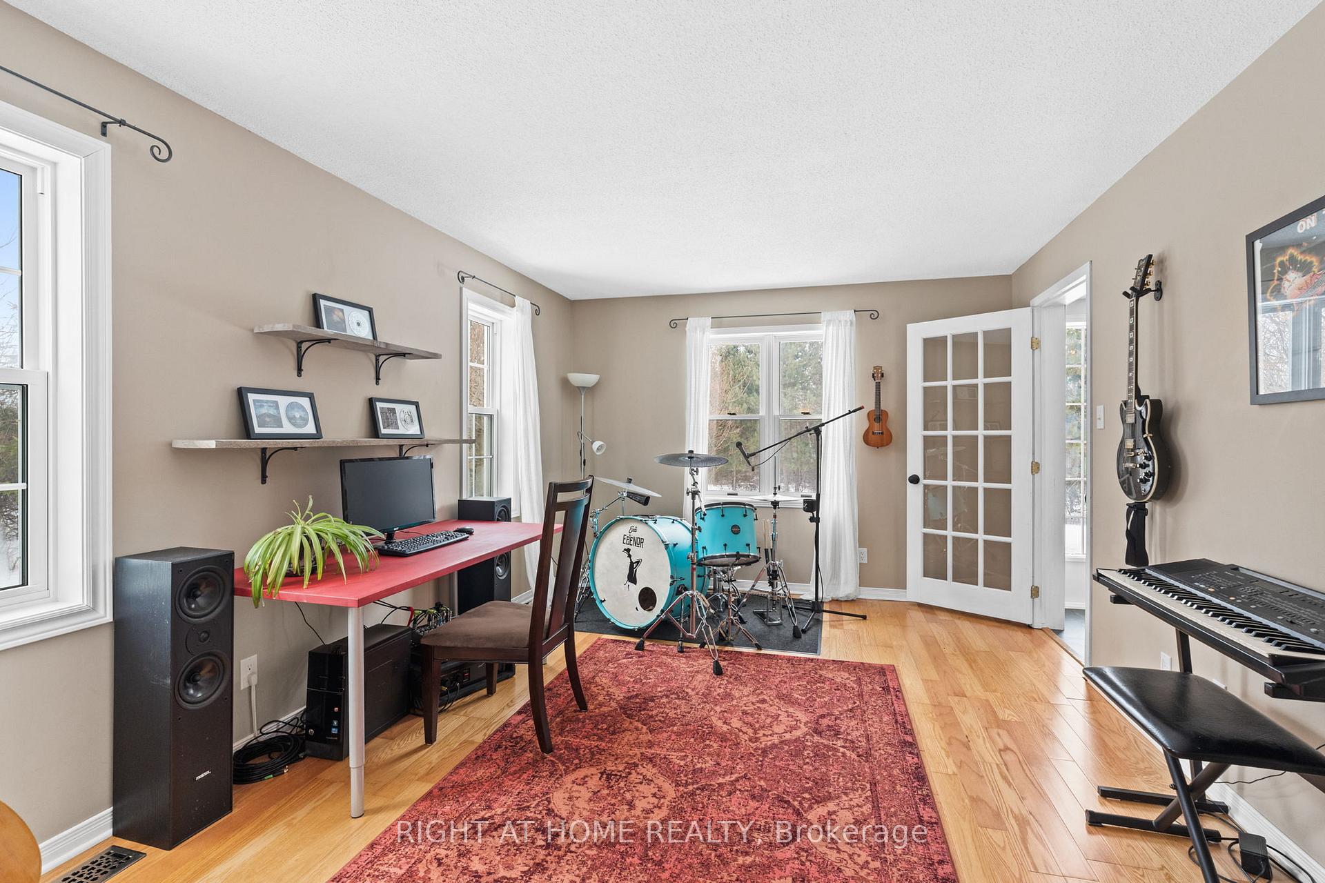 Photo 5 of 3016 Greenland Road, Ottawa, Dunrobin Shores — HOMEH
