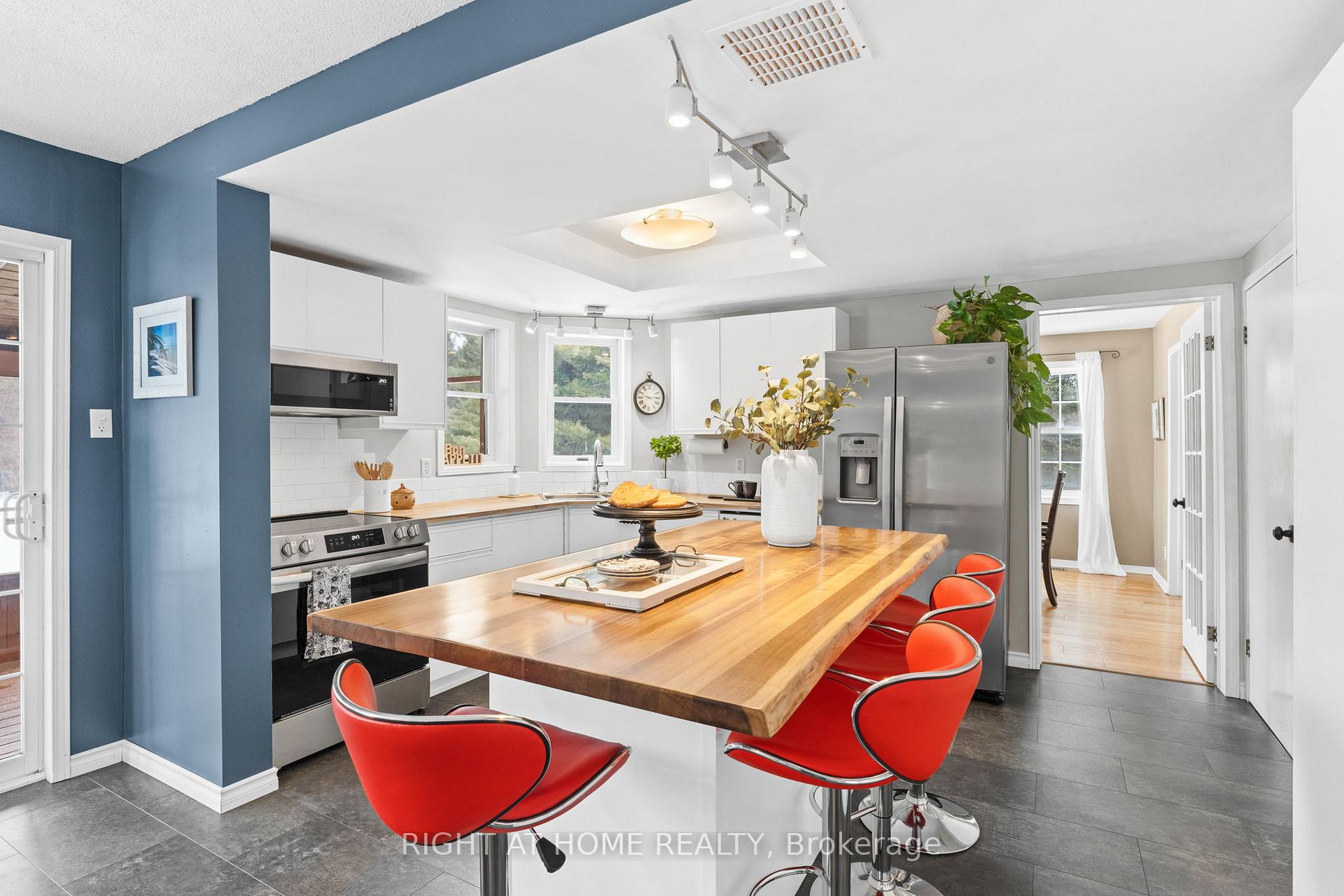 Photo 10 of 3016 Greenland Road, Ottawa, Dunrobin Shores — HOMEH