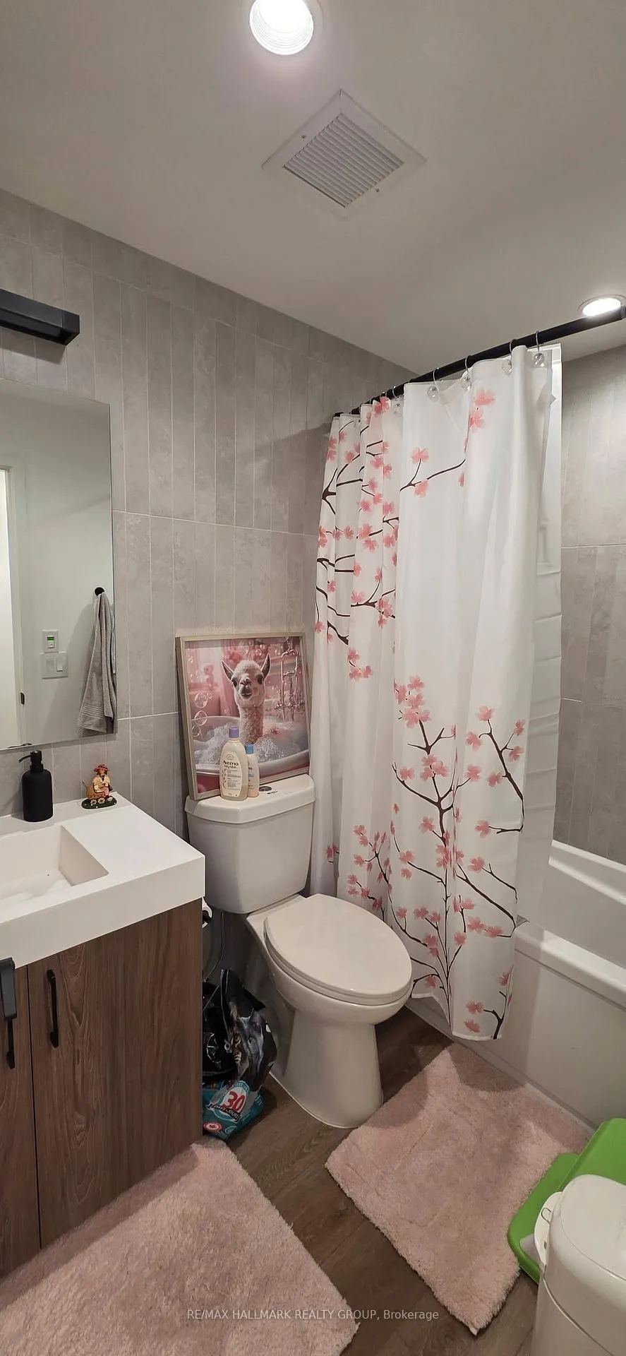 Photo 31 of Unit 810, 300 McRae Avenue, Ottawa, Westboro South — HOMEH