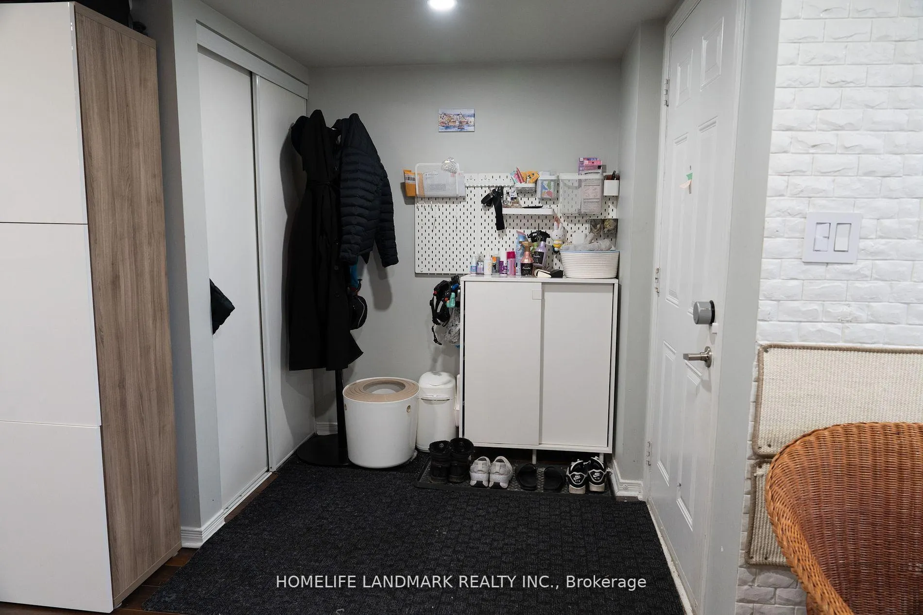 Photo 3 of Unit 53, 53 Sunrise Drive, Markham, Milliken Mills East — HOMEH