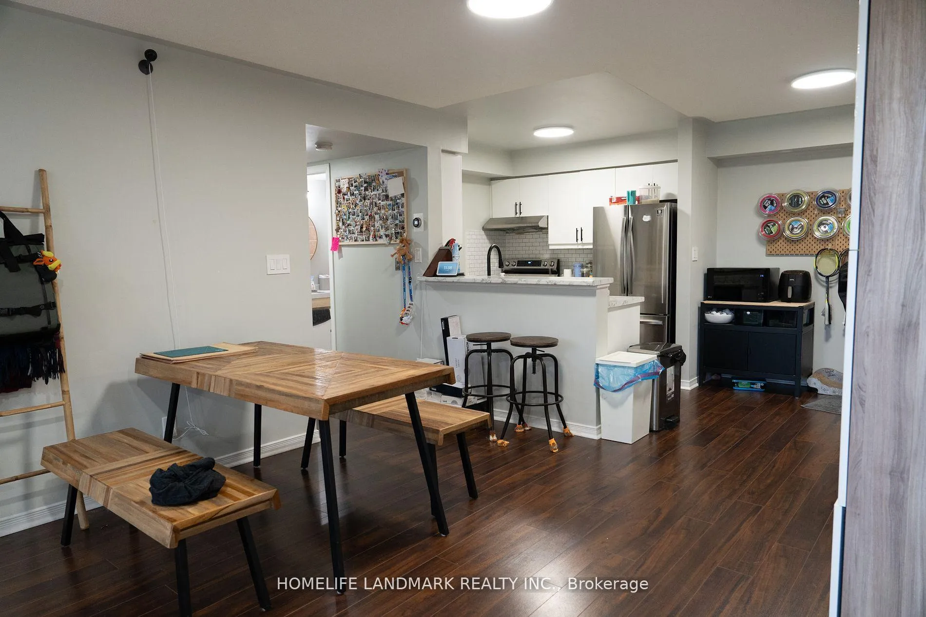 Photo 5 of Unit 53, 53 Sunrise Drive, Markham, Milliken Mills East — HOMEH