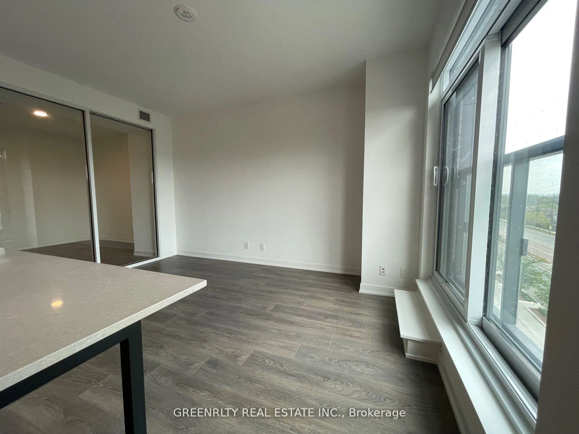 Photo 8 of Unit 515, 7950 Bathurst Street, Vaughan, Beverley Glen — HOMEH