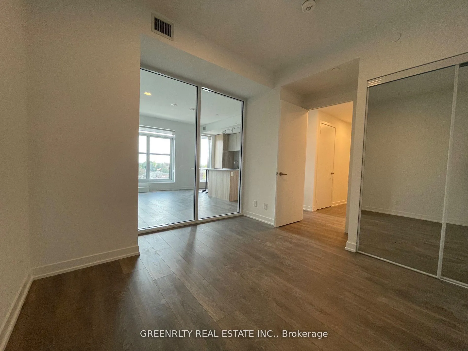 Photo 15 of Unit 515, 7950 Bathurst Street, Vaughan, Beverley Glen — HOMEH