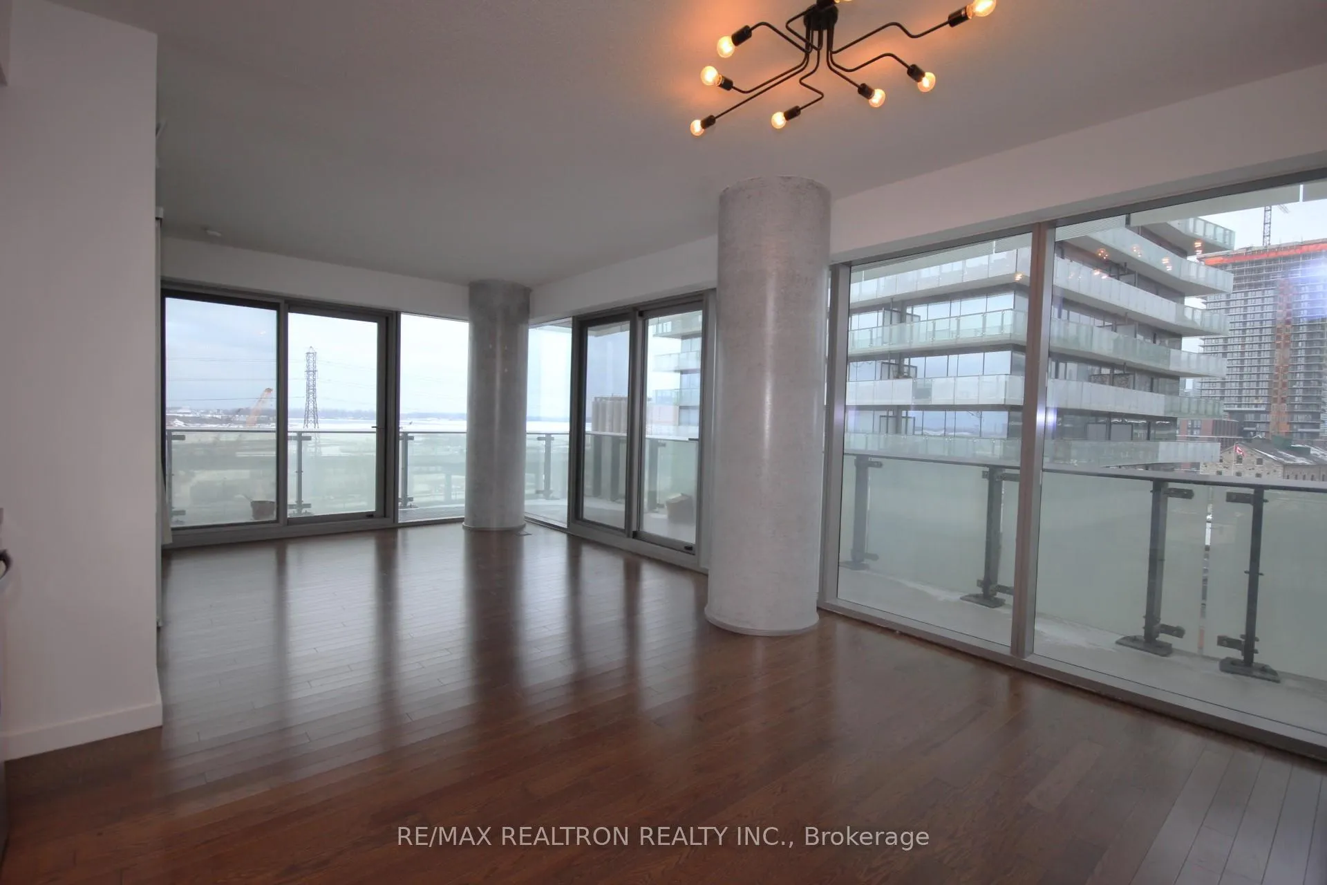 Photo 6 of Unit 710, 390 Cherry Street, Toronto, Waterfront Communities — HOMEH