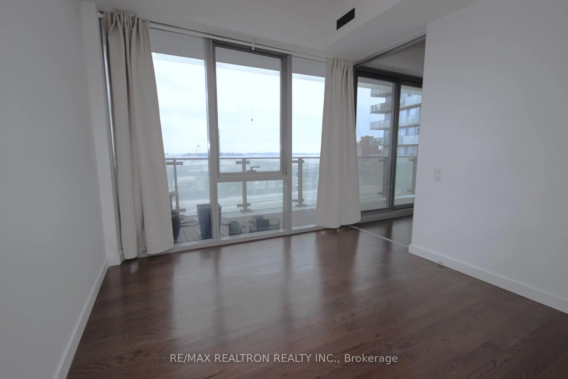 Photo 12 of Unit 710, 390 Cherry Street, Toronto, Waterfront Communities — HOMEH