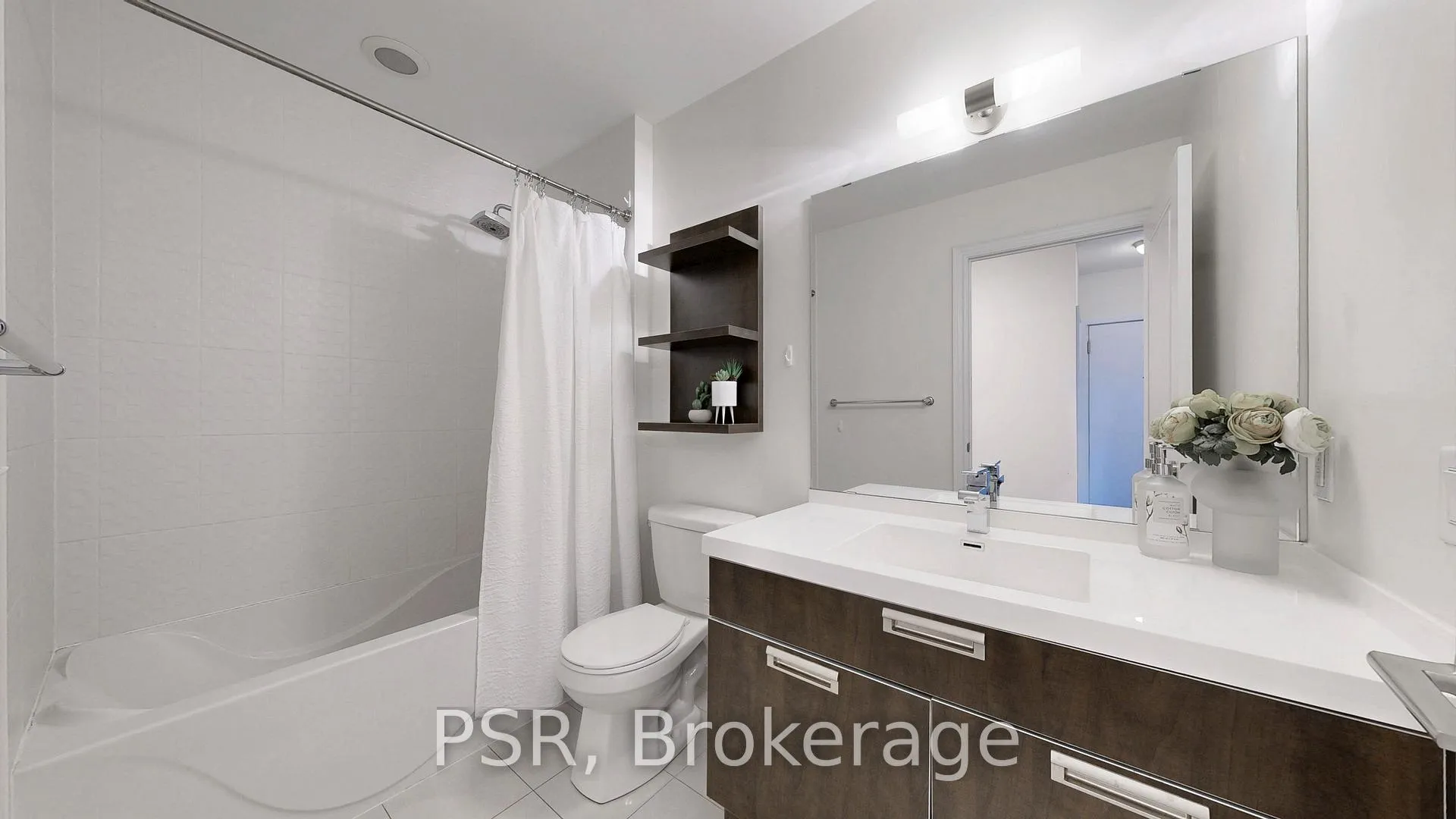 Photo 18 of Unit 3406, 28 Ted Rogers Way, Toronto, Church-Yonge Corridor — HOMEH