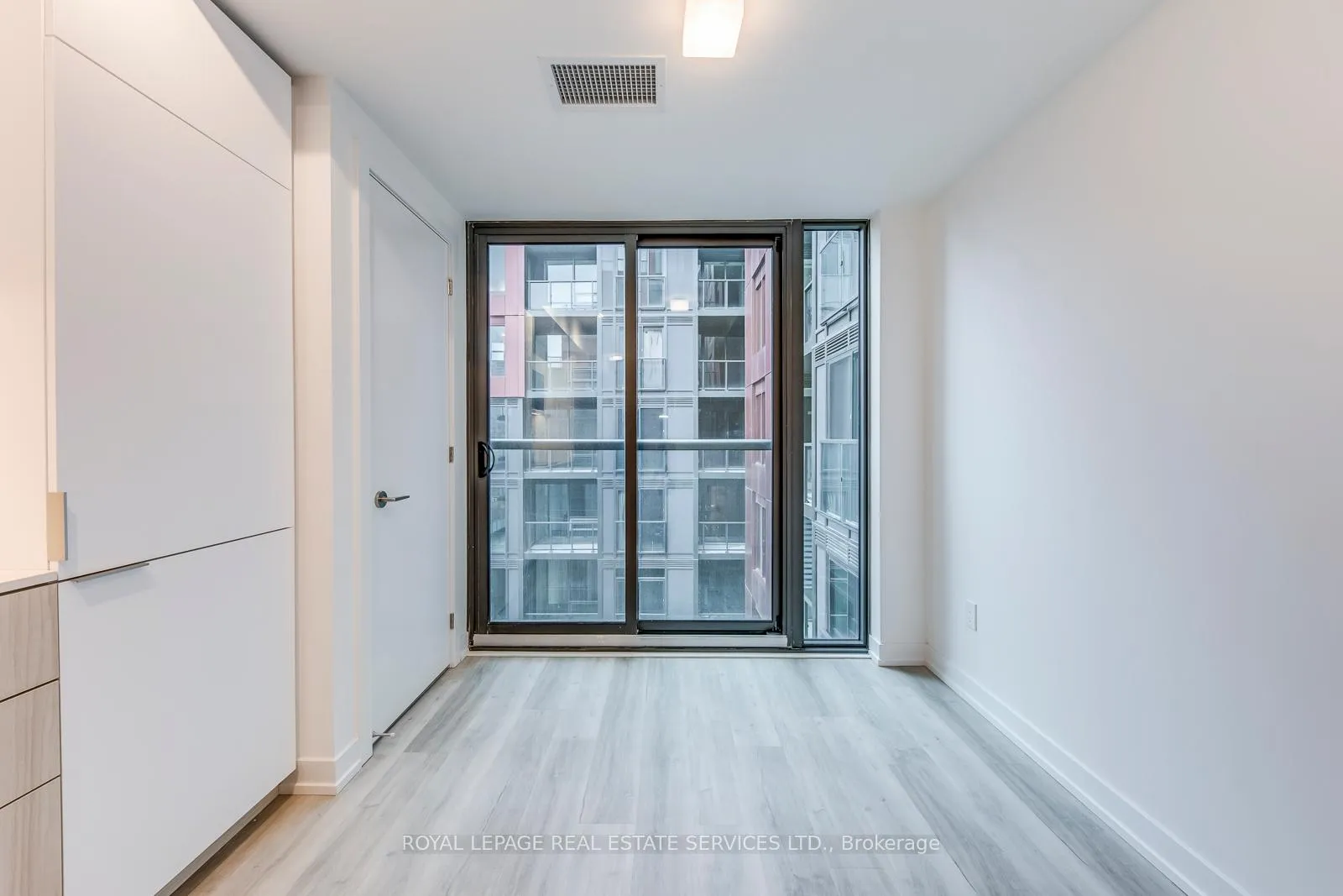 Photo 11 of Unit 828, 28 Eastern Avenue, Toronto, Moss Park — HOMEH
