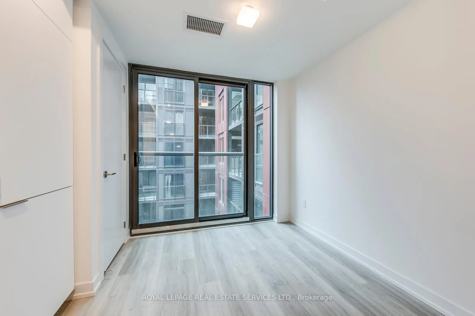 Photo 12 of Unit 828, 28 Eastern Avenue, Toronto, Moss Park — HOMEH