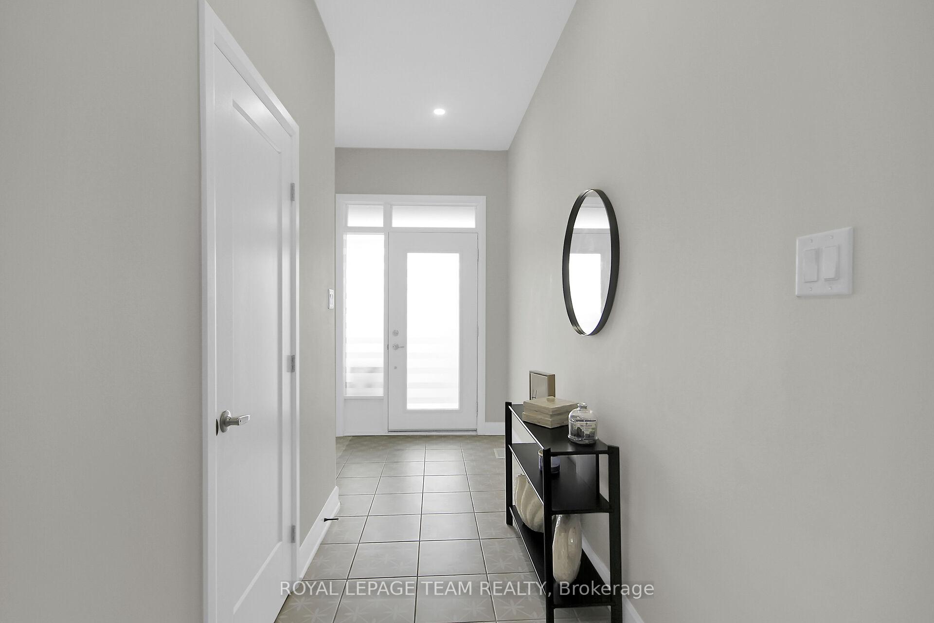 Photo 3 of 47 Mandevilla Crescent, Ottawa, Blossom Park/Kemp Park/Findlay Creek — HOMEH