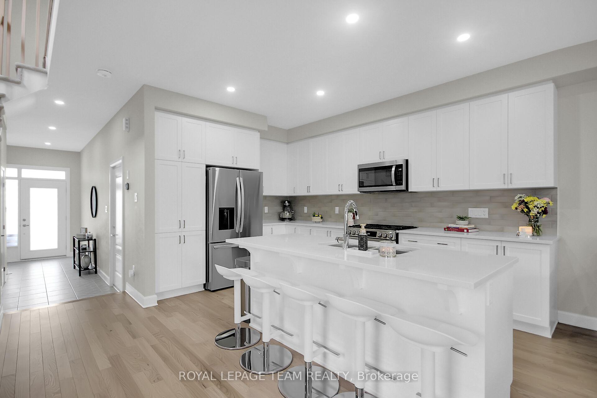 Photo 7 of 47 Mandevilla Crescent, Ottawa, Blossom Park/Kemp Park/Findlay Creek — HOMEH