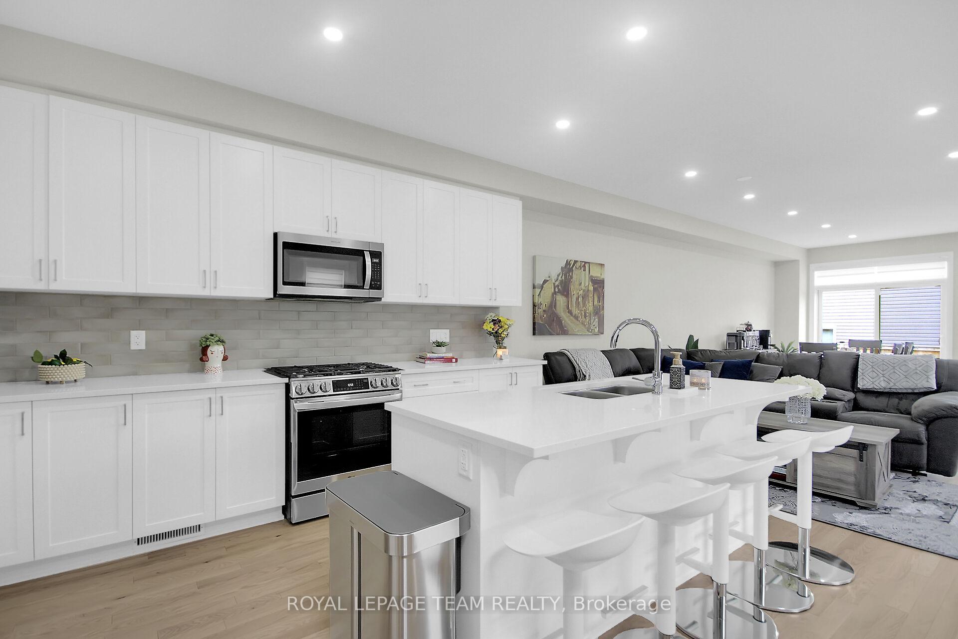 Photo 10 of 47 Mandevilla Crescent, Ottawa, Blossom Park/Kemp Park/Findlay Creek — HOMEH