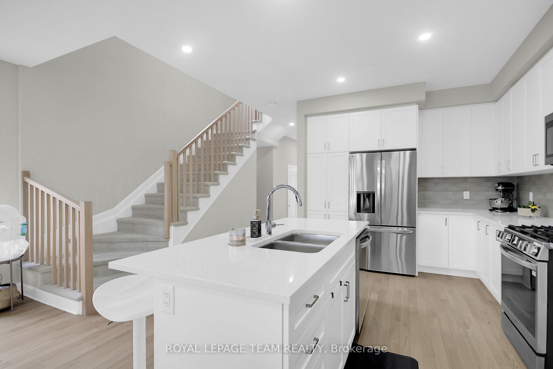 Photo 11 of 47 Mandevilla Crescent, Ottawa, Blossom Park/Kemp Park/Findlay Creek — HOMEH