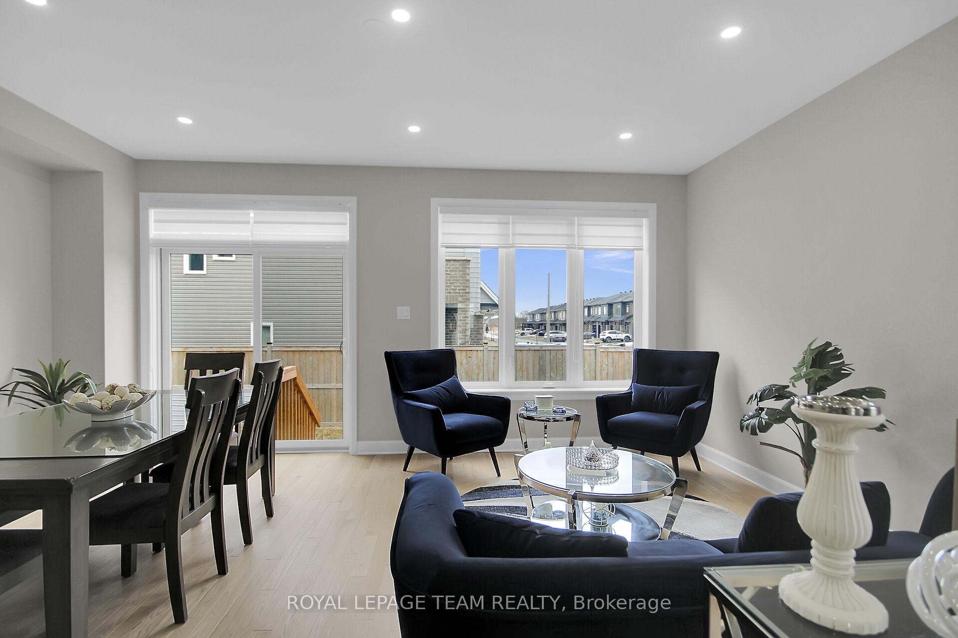 Photo 16 of 47 Mandevilla Crescent, Ottawa, Blossom Park/Kemp Park/Findlay Creek — HOMEH