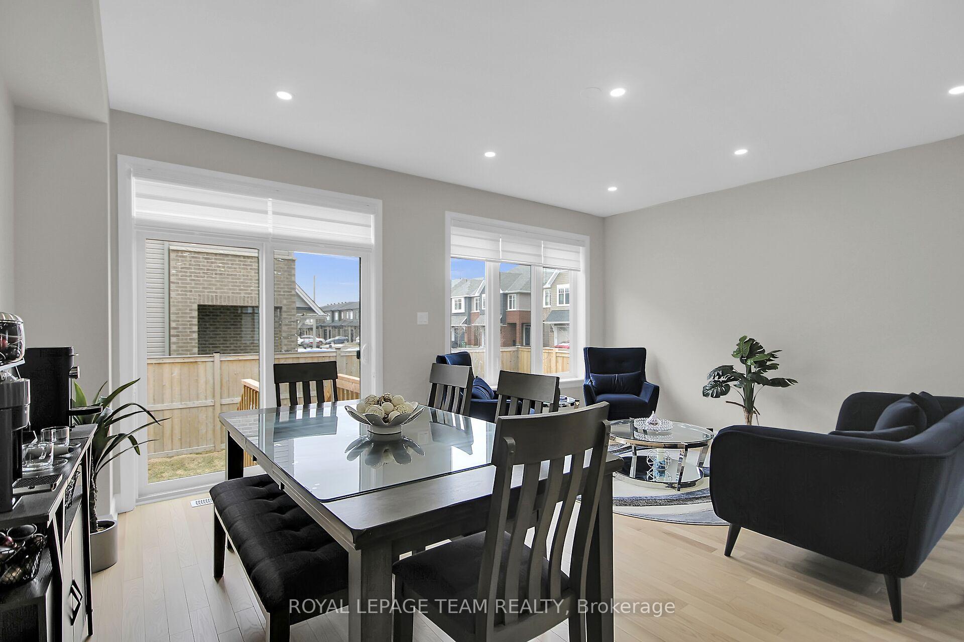 Photo 17 of 47 Mandevilla Crescent, Ottawa, Blossom Park/Kemp Park/Findlay Creek — HOMEH
