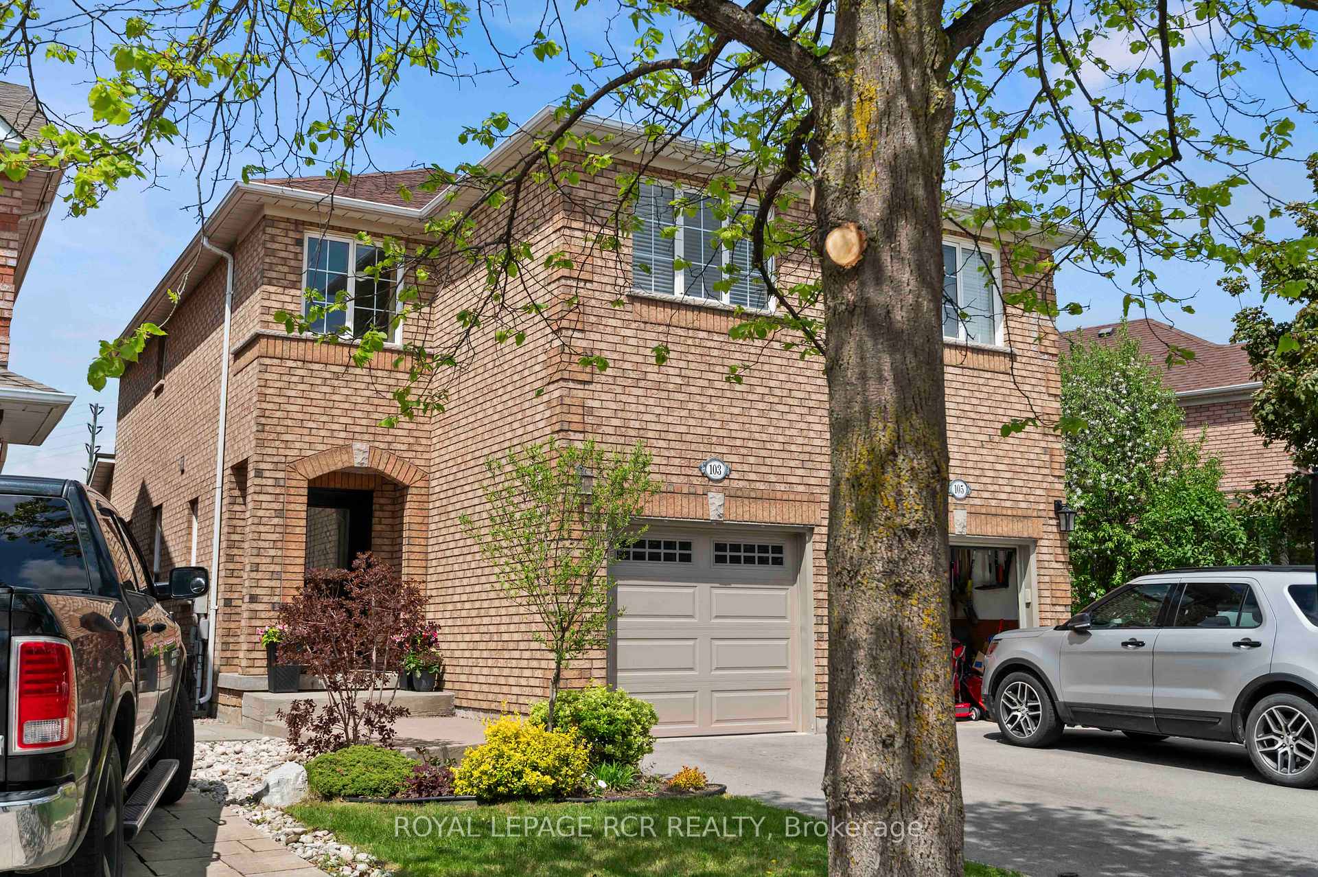 Photo 1 of 103 Grapevine Road, Caledon, Bolton West — HOMEH