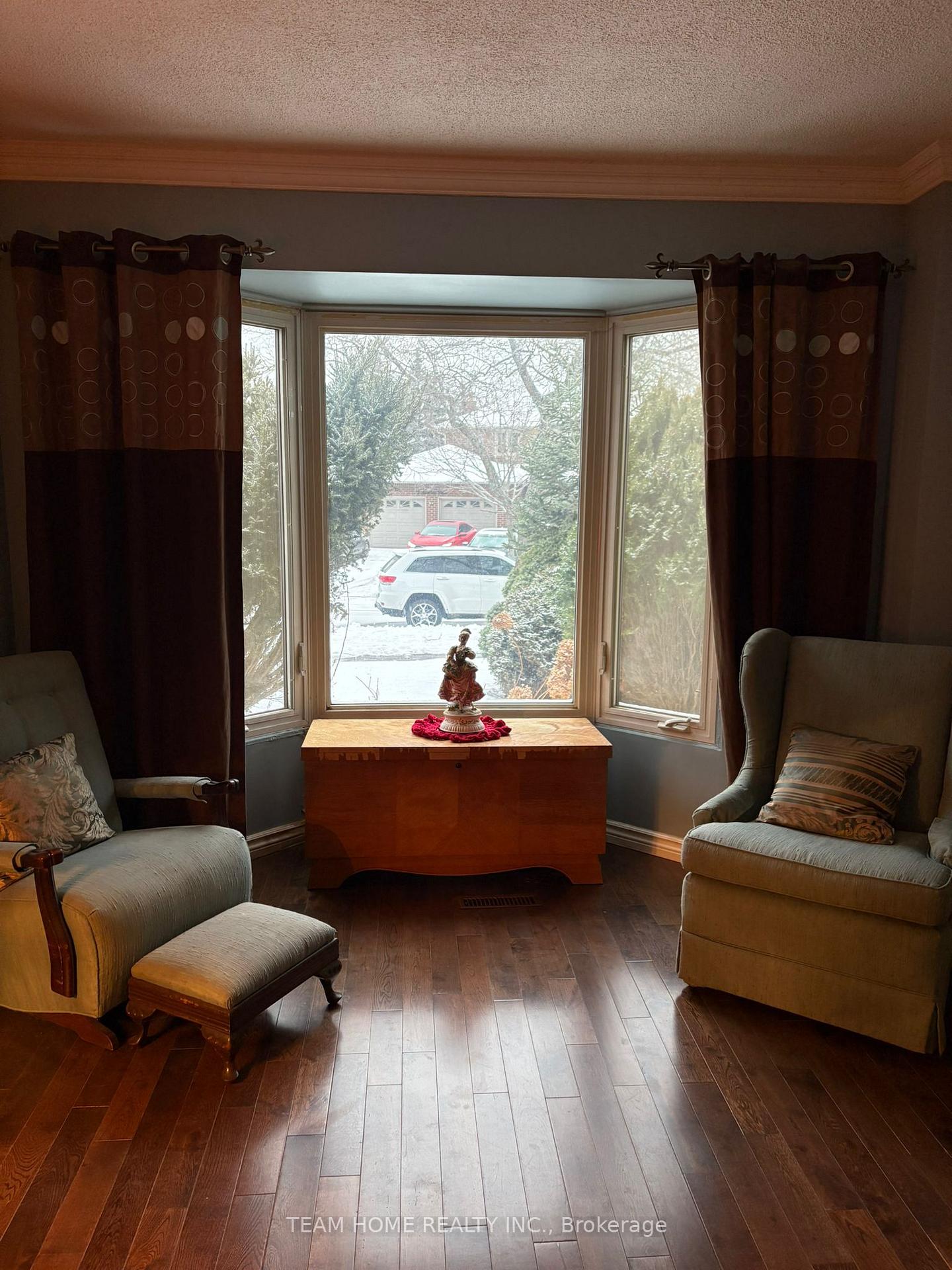 Photo 7 of 26 Bartlett Drive, Ajax, South West — HOMEH