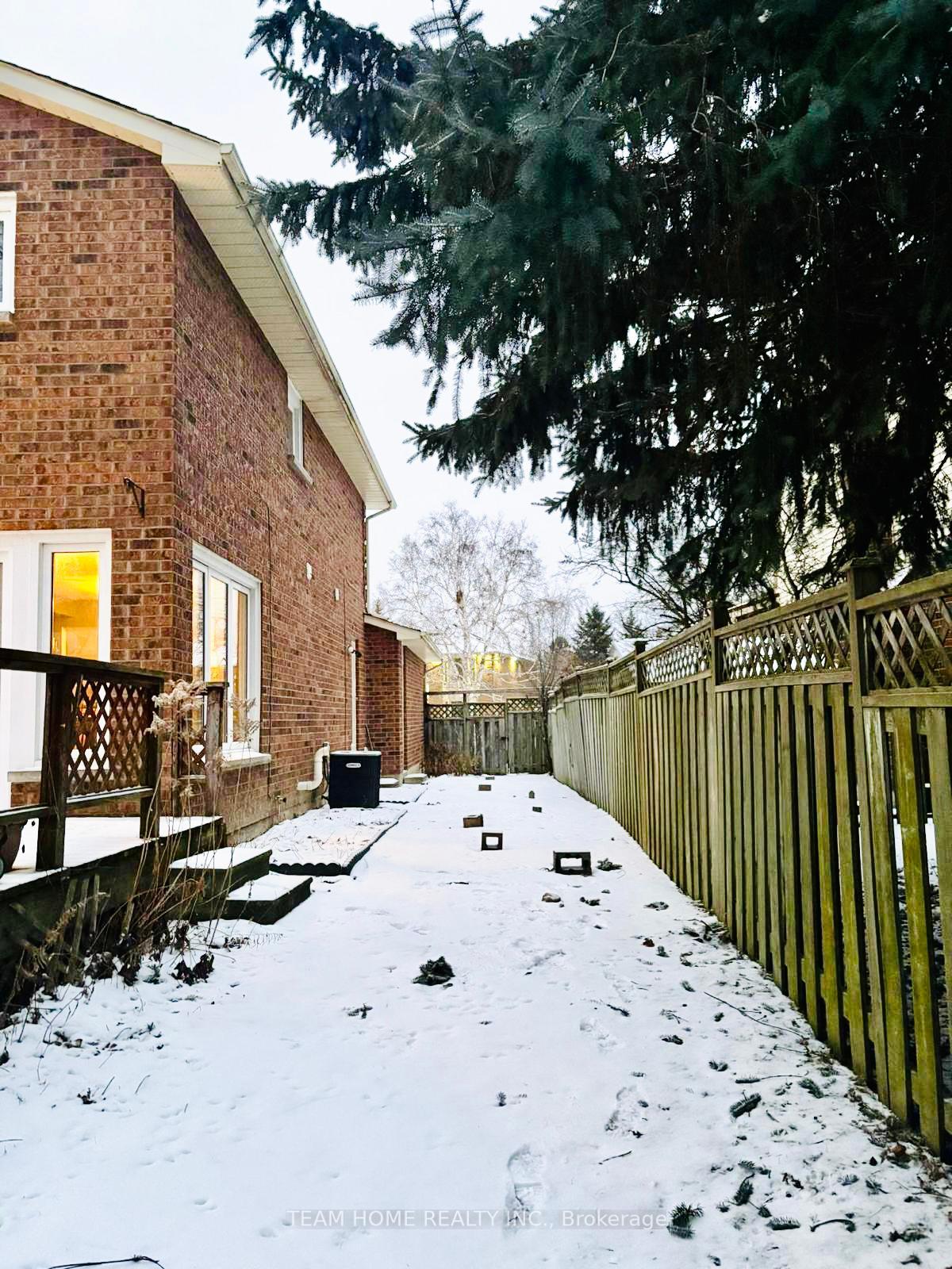 Photo 34 of 26 Bartlett Drive, Ajax, South West — HOMEH