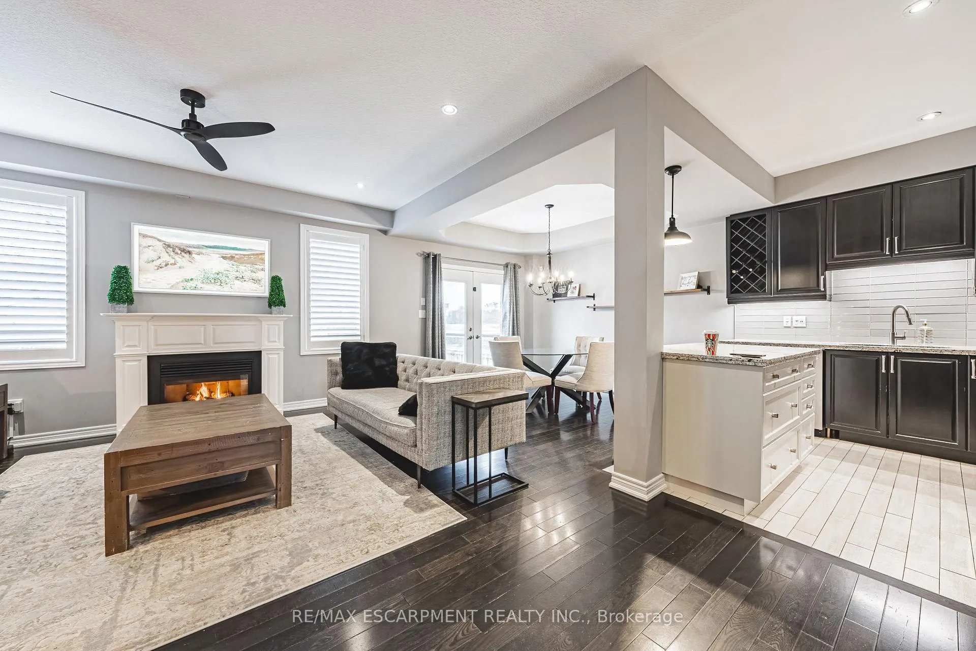 Photo 5 of 48 Madonna Drive, Hamilton, Carpenter — HOMEH