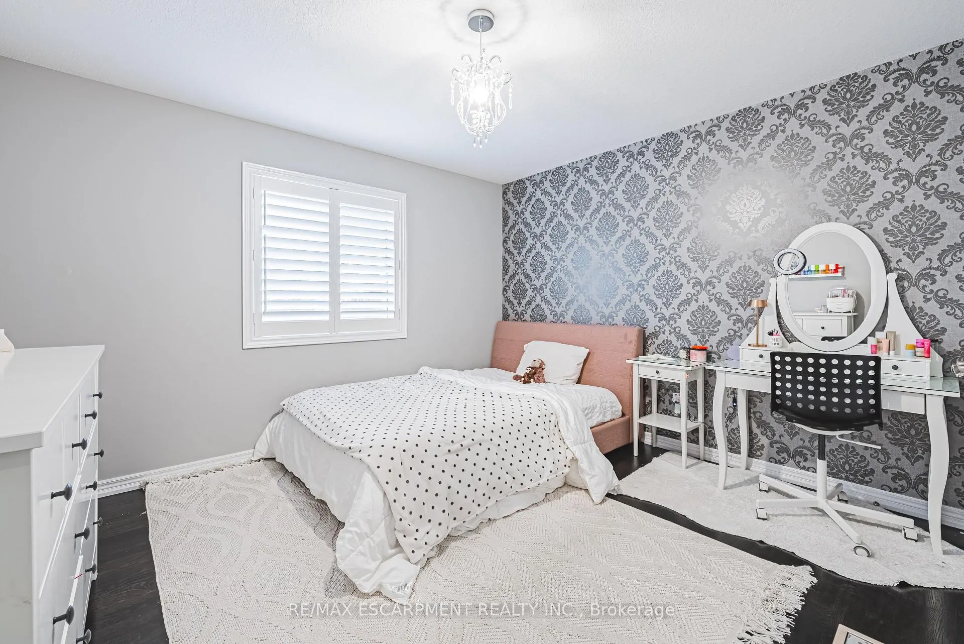 Photo 21 of 48 Madonna Drive, Hamilton, Carpenter — HOMEH